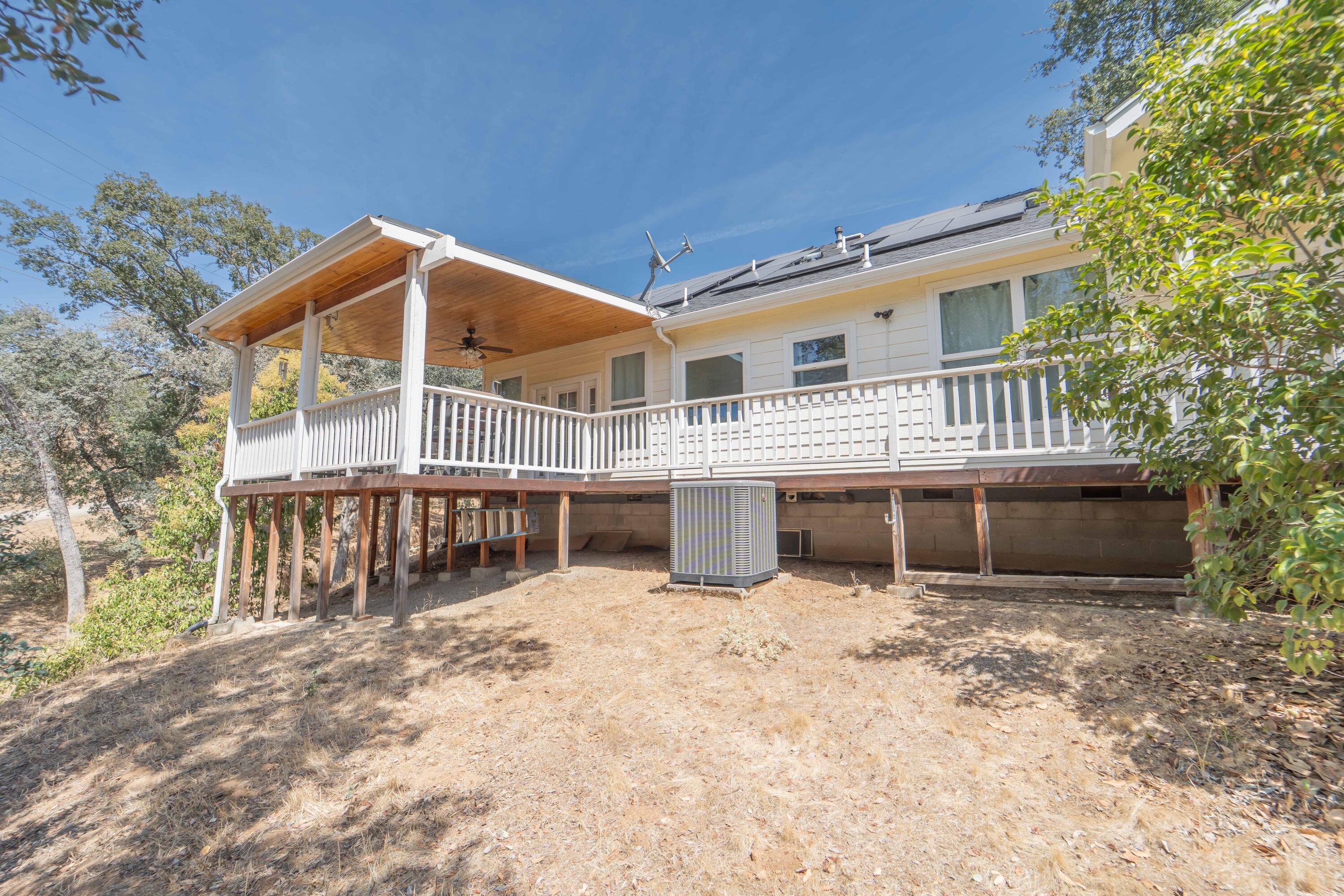 41744 S Fork Dr, Three Rivers, CA 93271