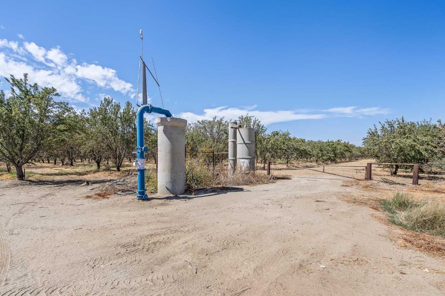 0 E Sierra Ave, Earlimart, CA 93219