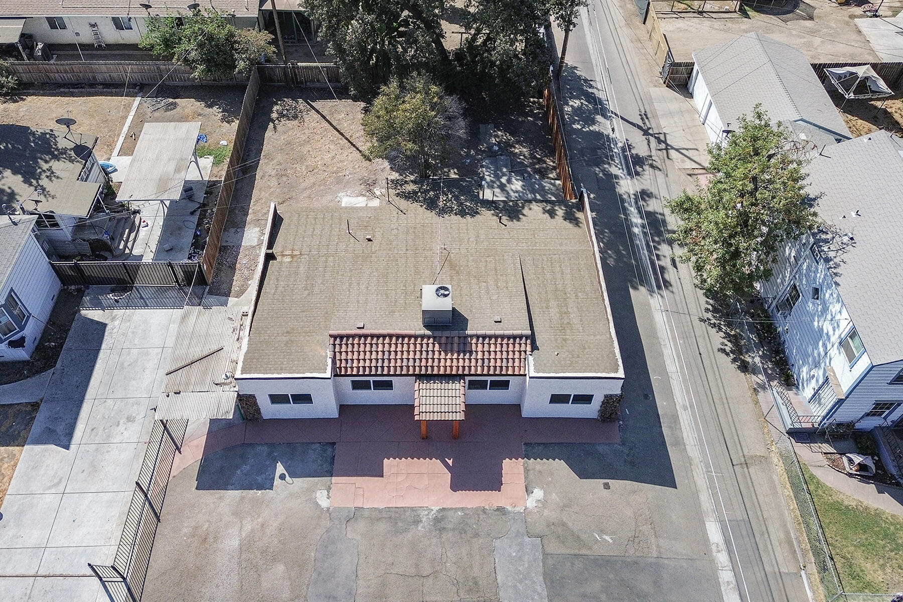 317 W Tulare Ave, Tulare, CA 93274