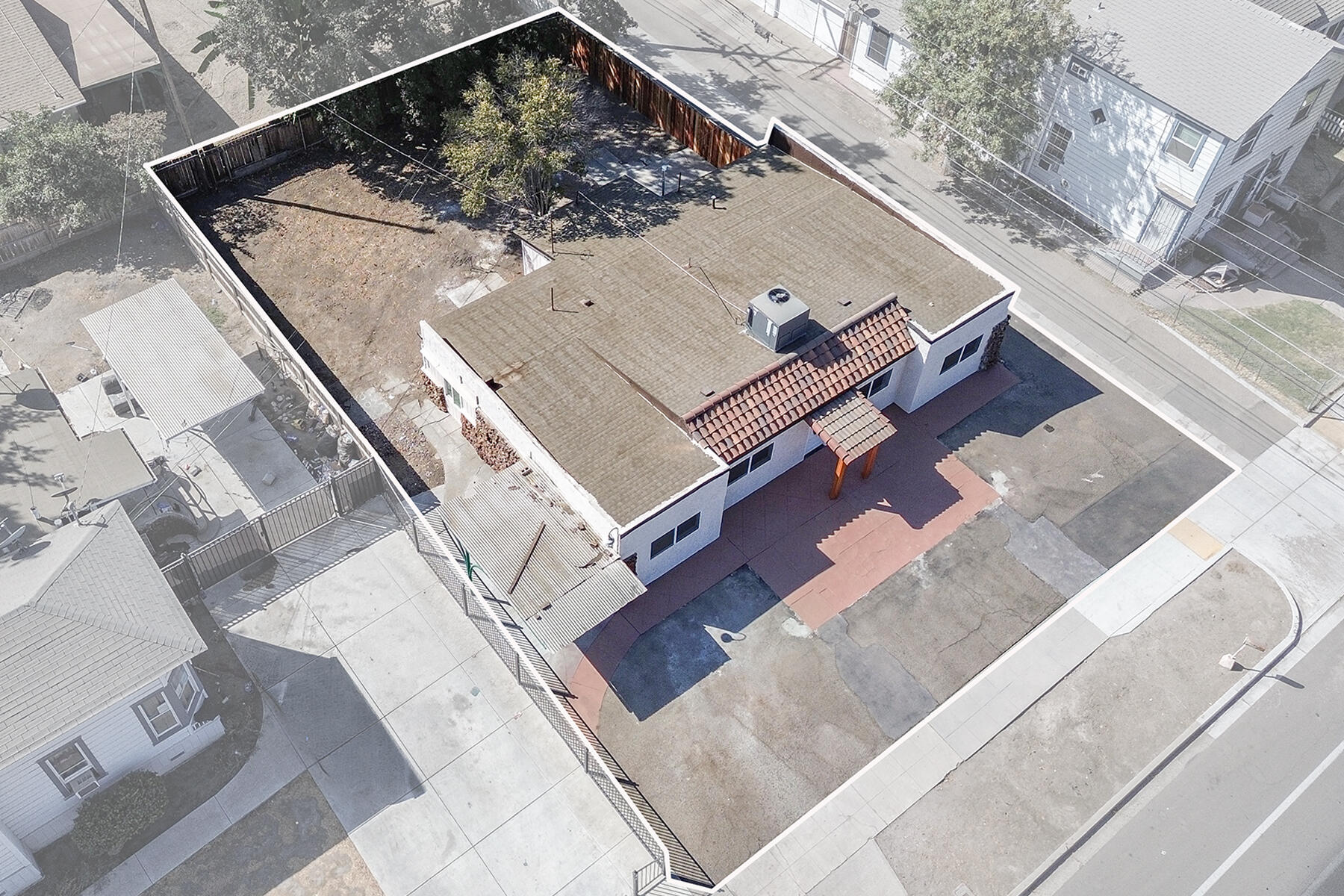 317 W Tulare Ave, Tulare, CA 93274