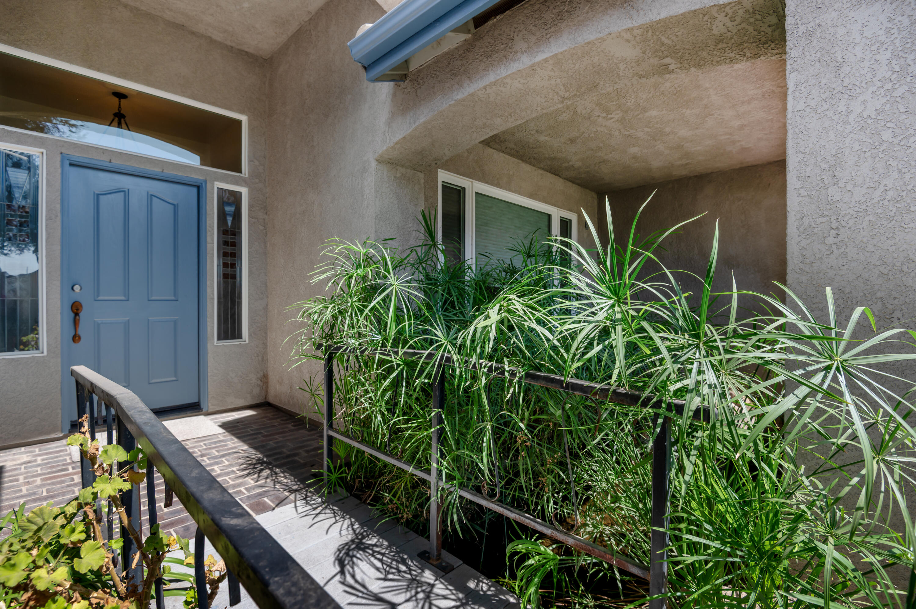 2516 E Cherry Ave, Visalia, CA 93292