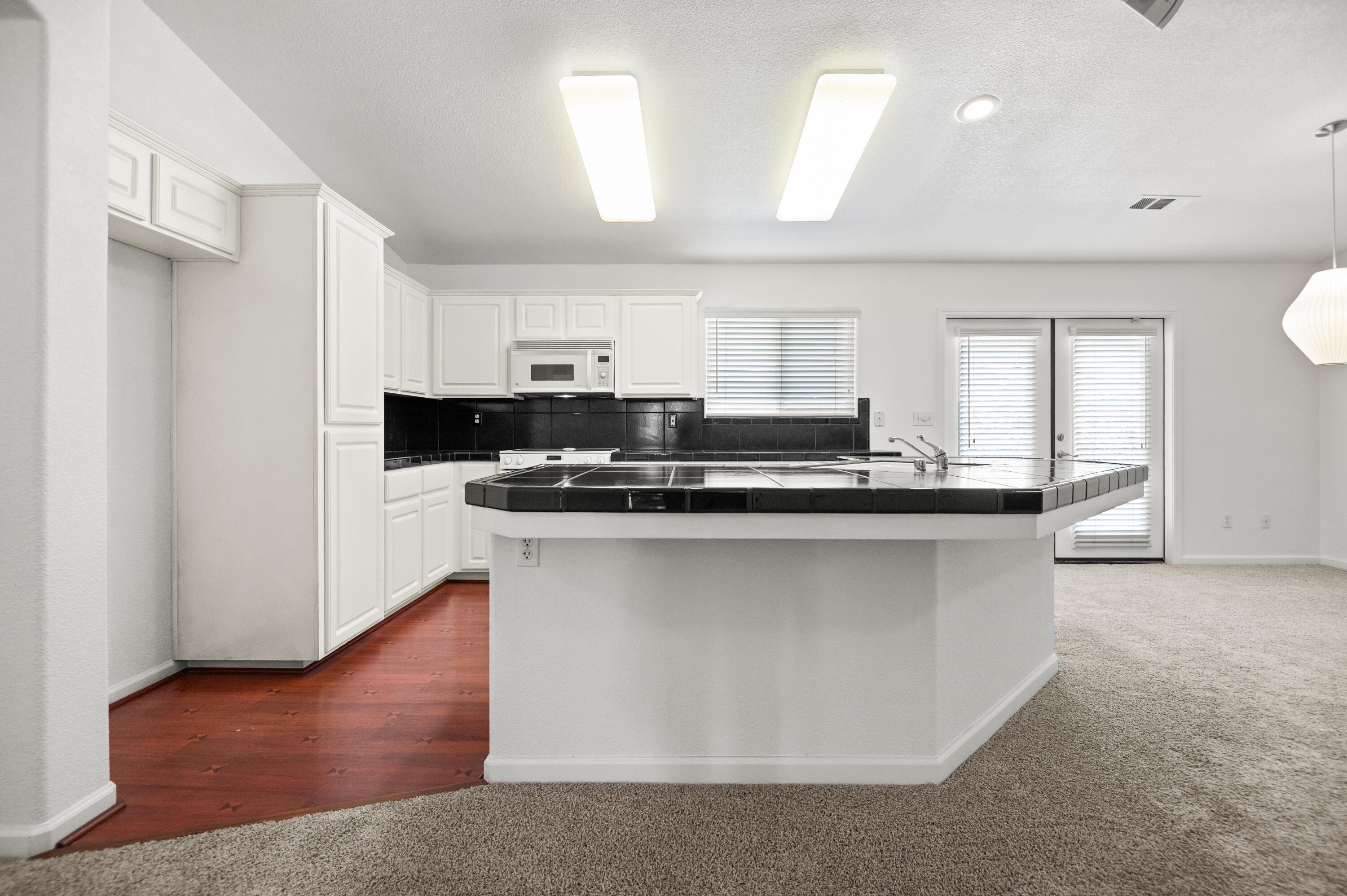 2516 E Cherry Ave, Visalia, CA 93292