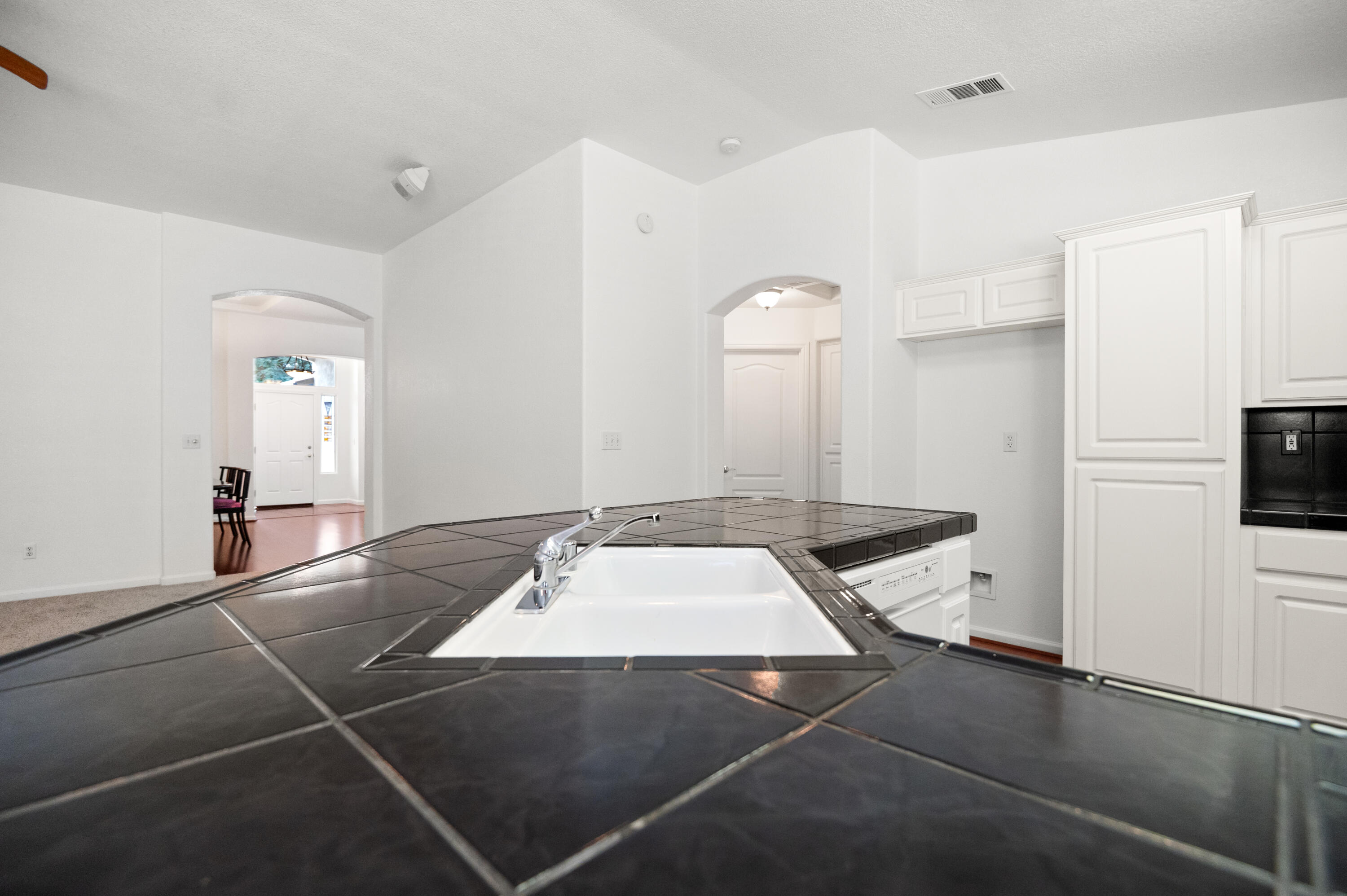 2516 E Cherry Ave, Visalia, CA 93292