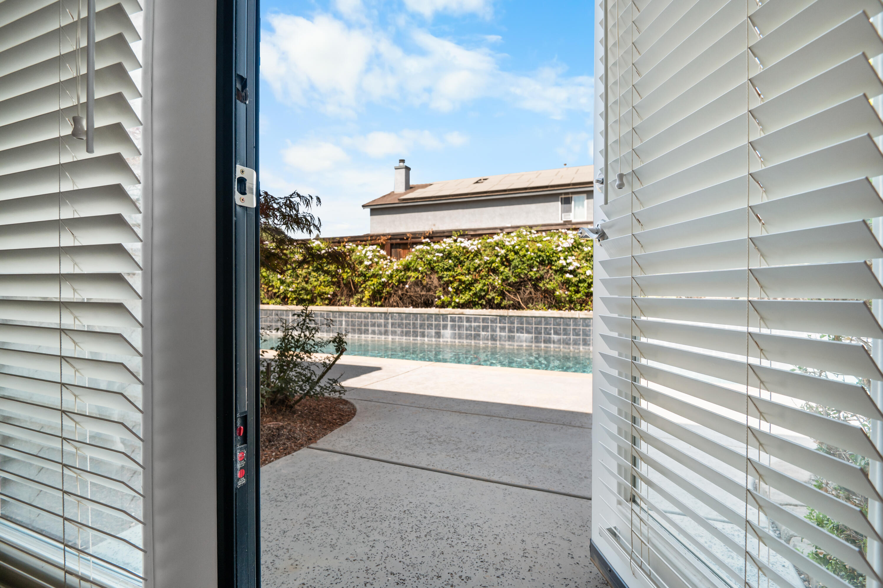 2516 E Cherry Ave, Visalia, CA 93292