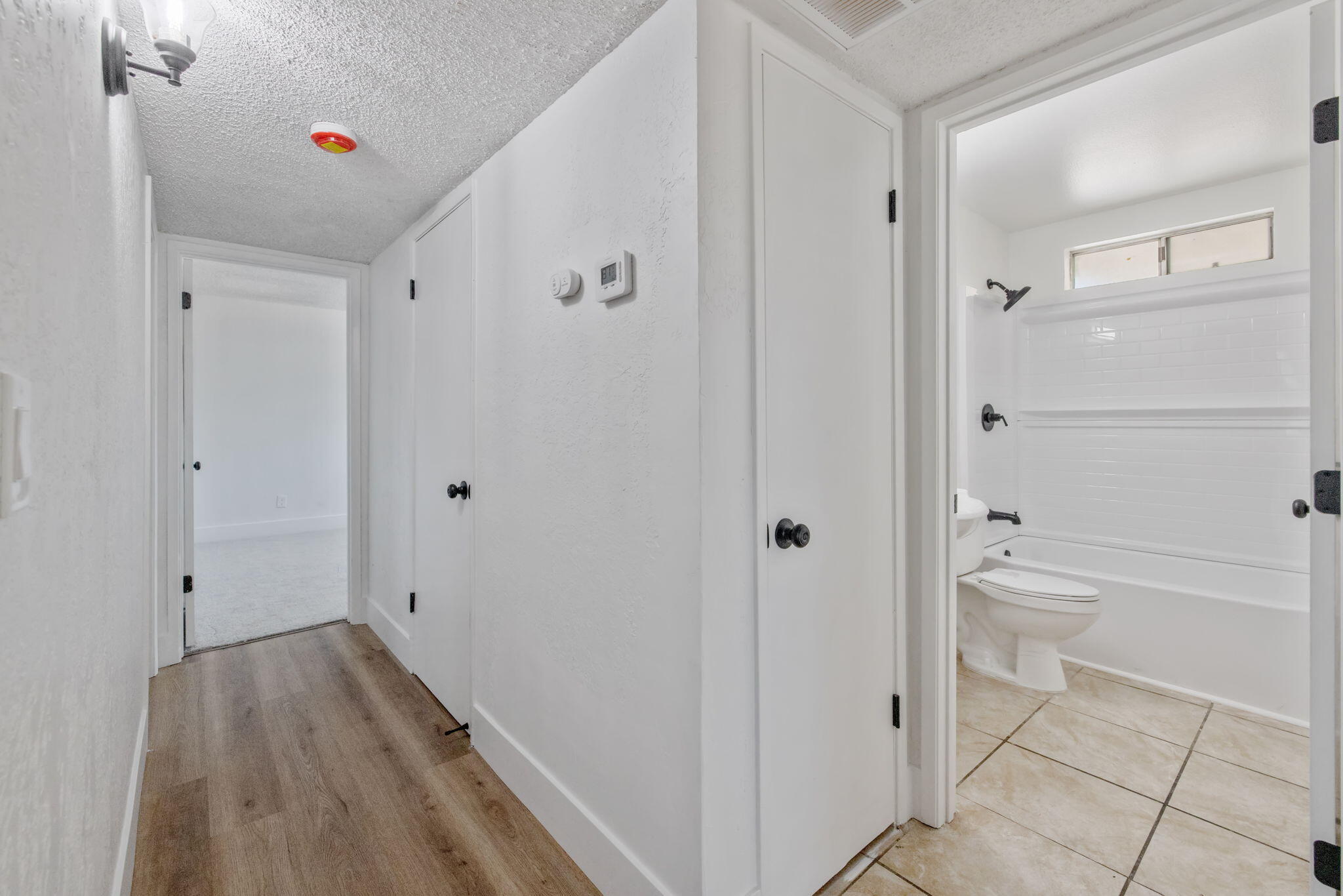 587 Sunset St, Kingsburg, CA 93631