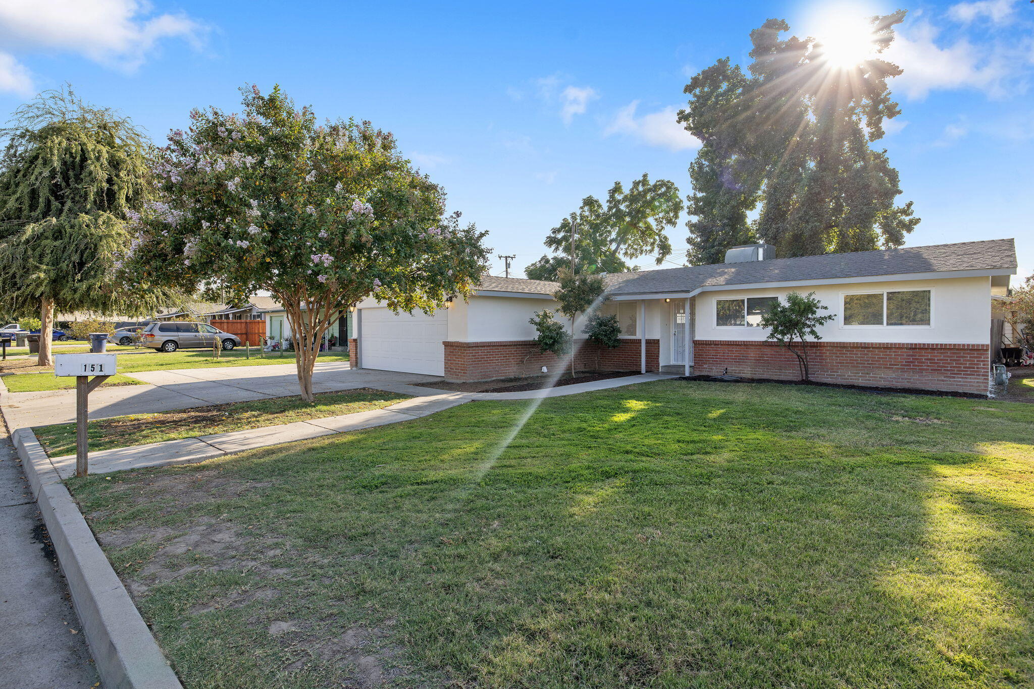 151 N C St, Tulare, CA 93274