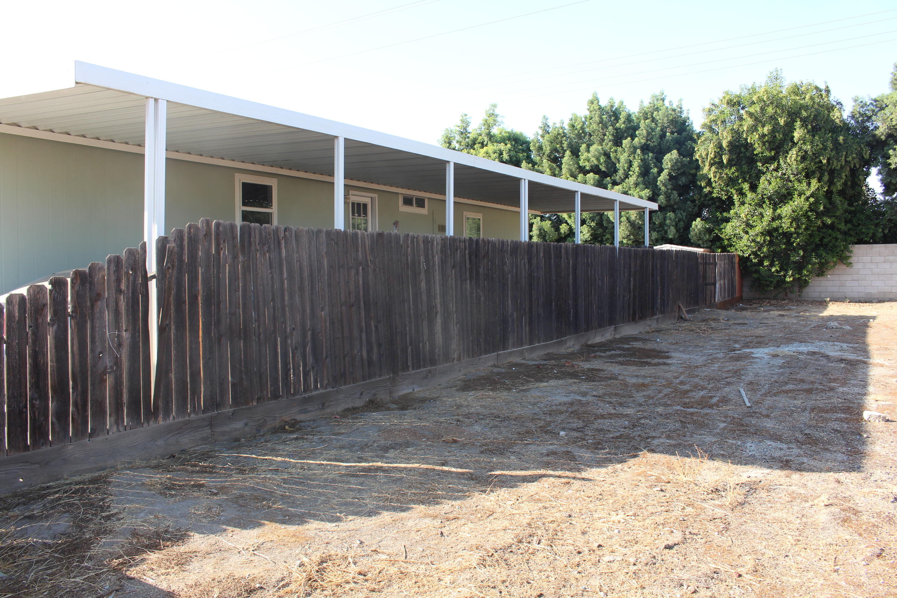 100 S Westwood St #20, Porterville, CA 93257