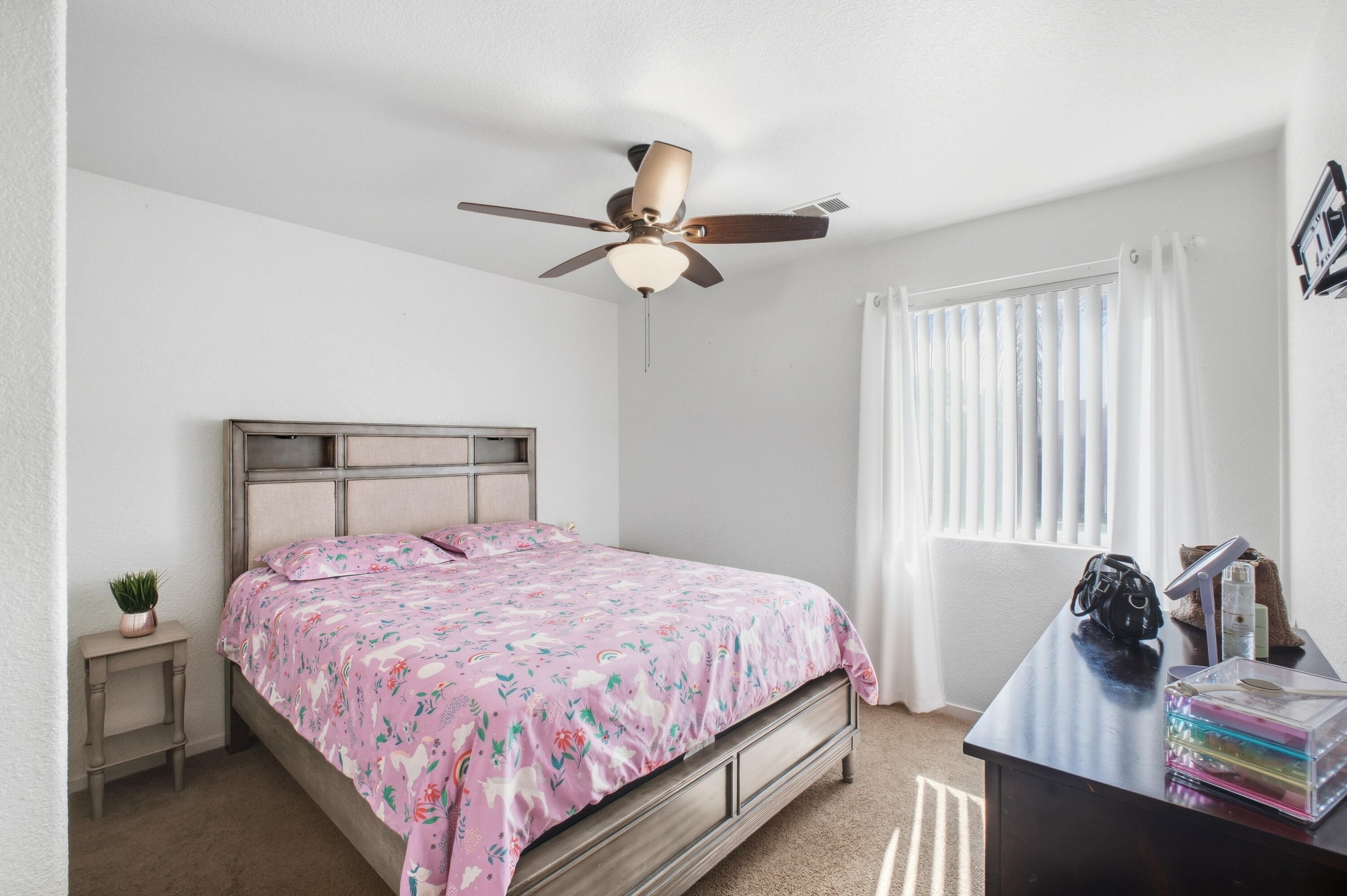 921 Lybarger Ave, Porterville, CA 93257