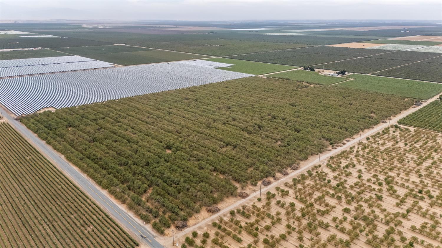 1 Road 164, Earlimart, CA 93219