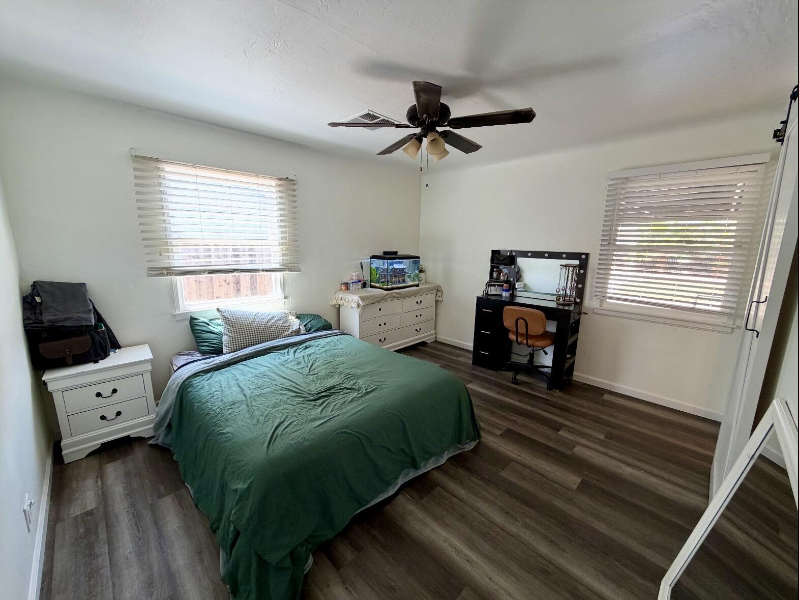 1826 Mckinley Ave, Hanford, CA 93230