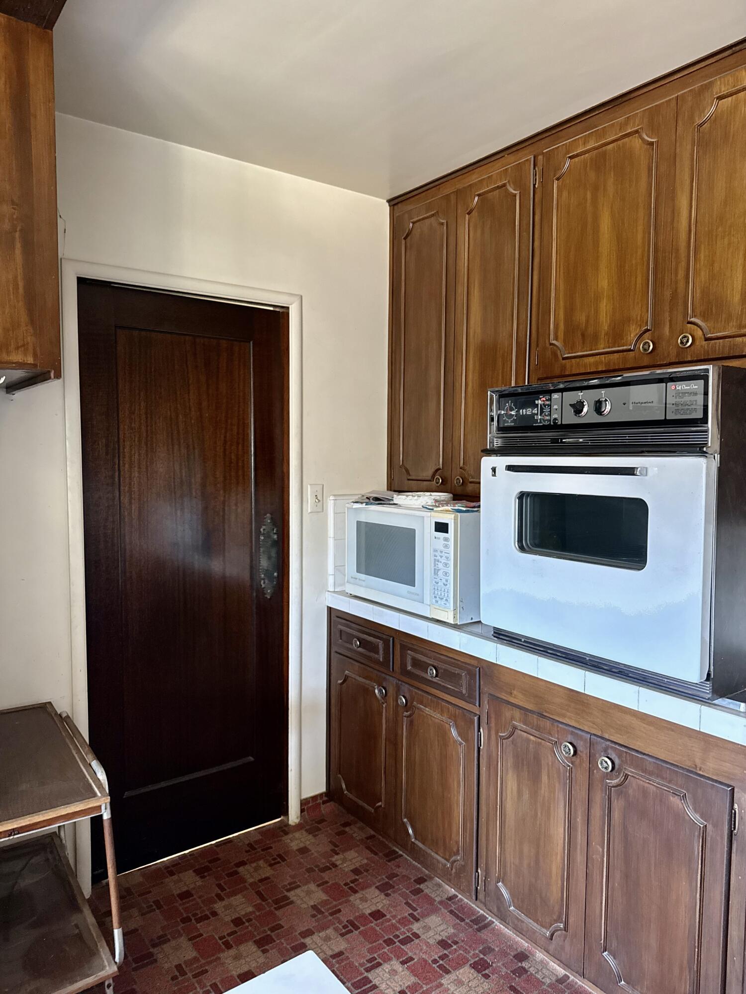 237 Portola Ave, Exeter, CA 93221
