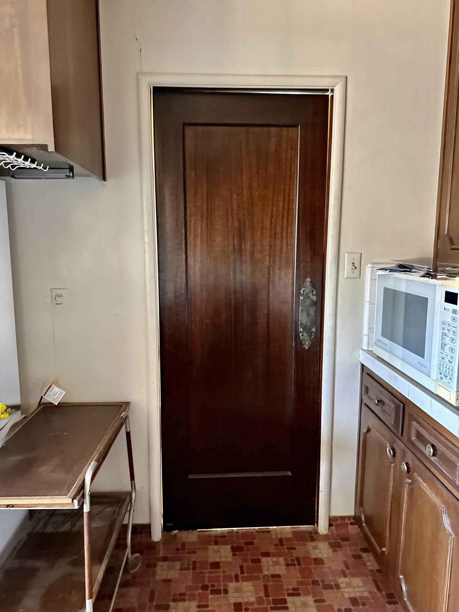 237 Portola Ave, Exeter, CA 93221