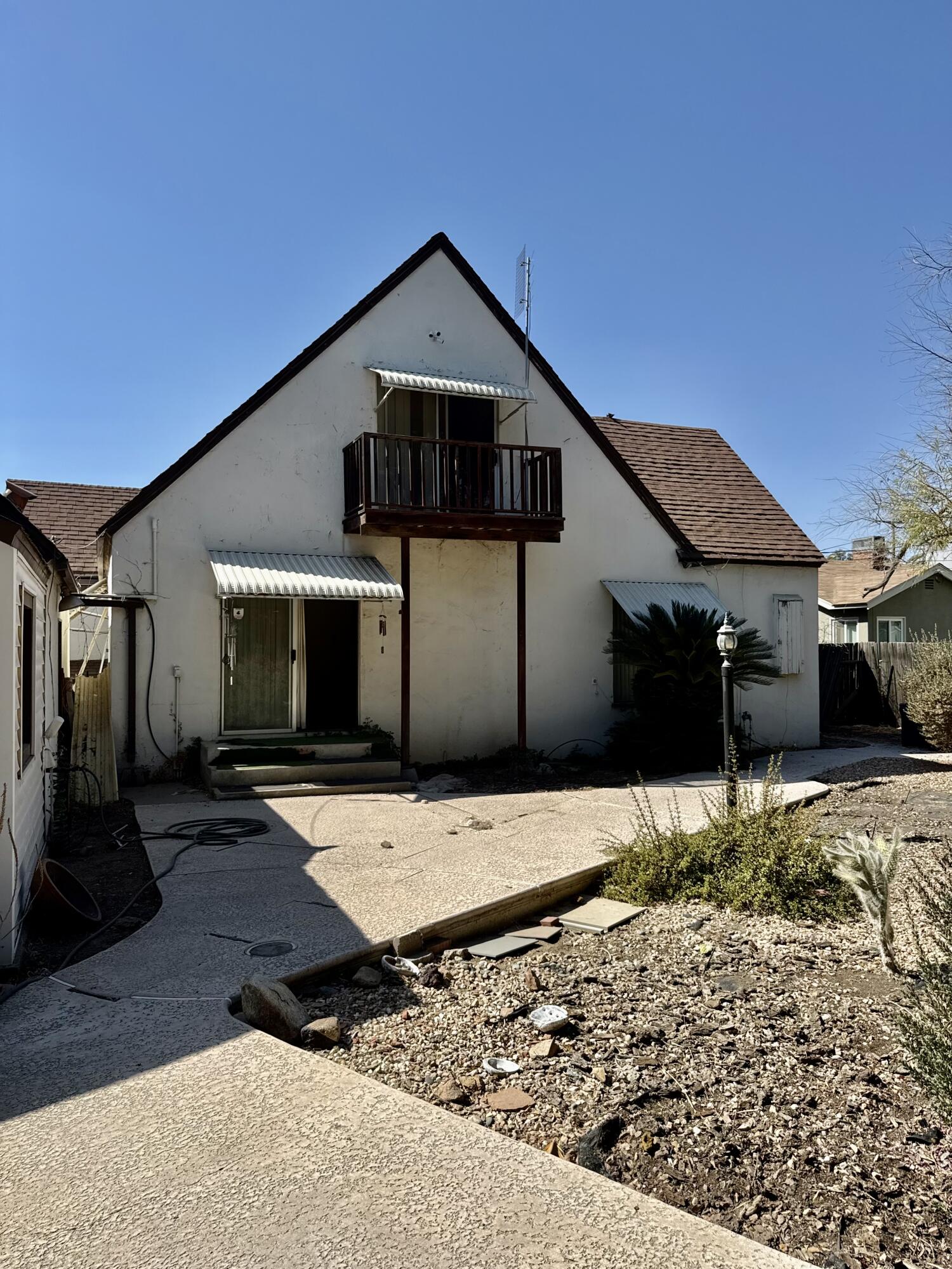 237 Portola Ave, Exeter, CA 93221