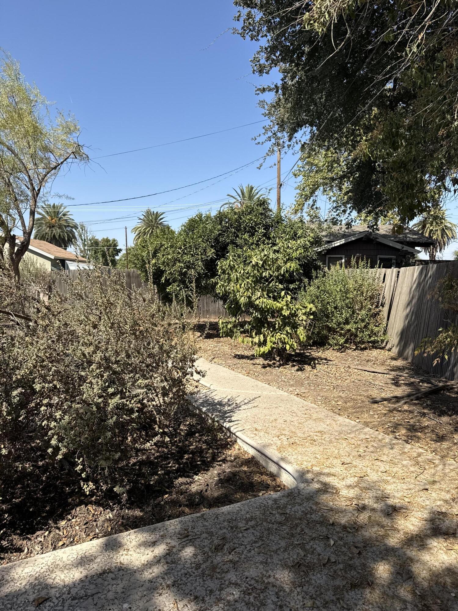 237 Portola Ave, Exeter, CA 93221