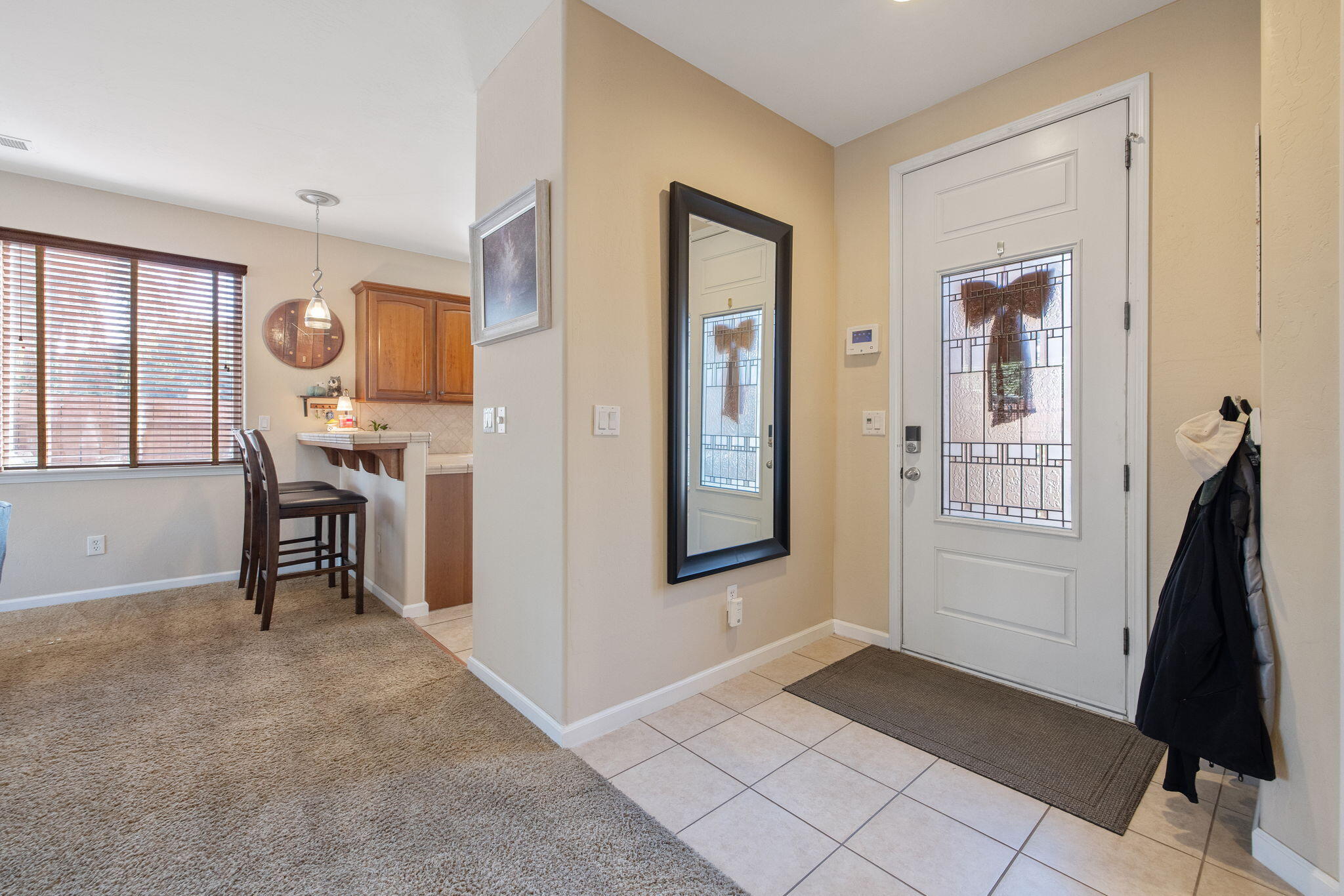 1930 E Monte Vista Ave, Visalia, CA 93292