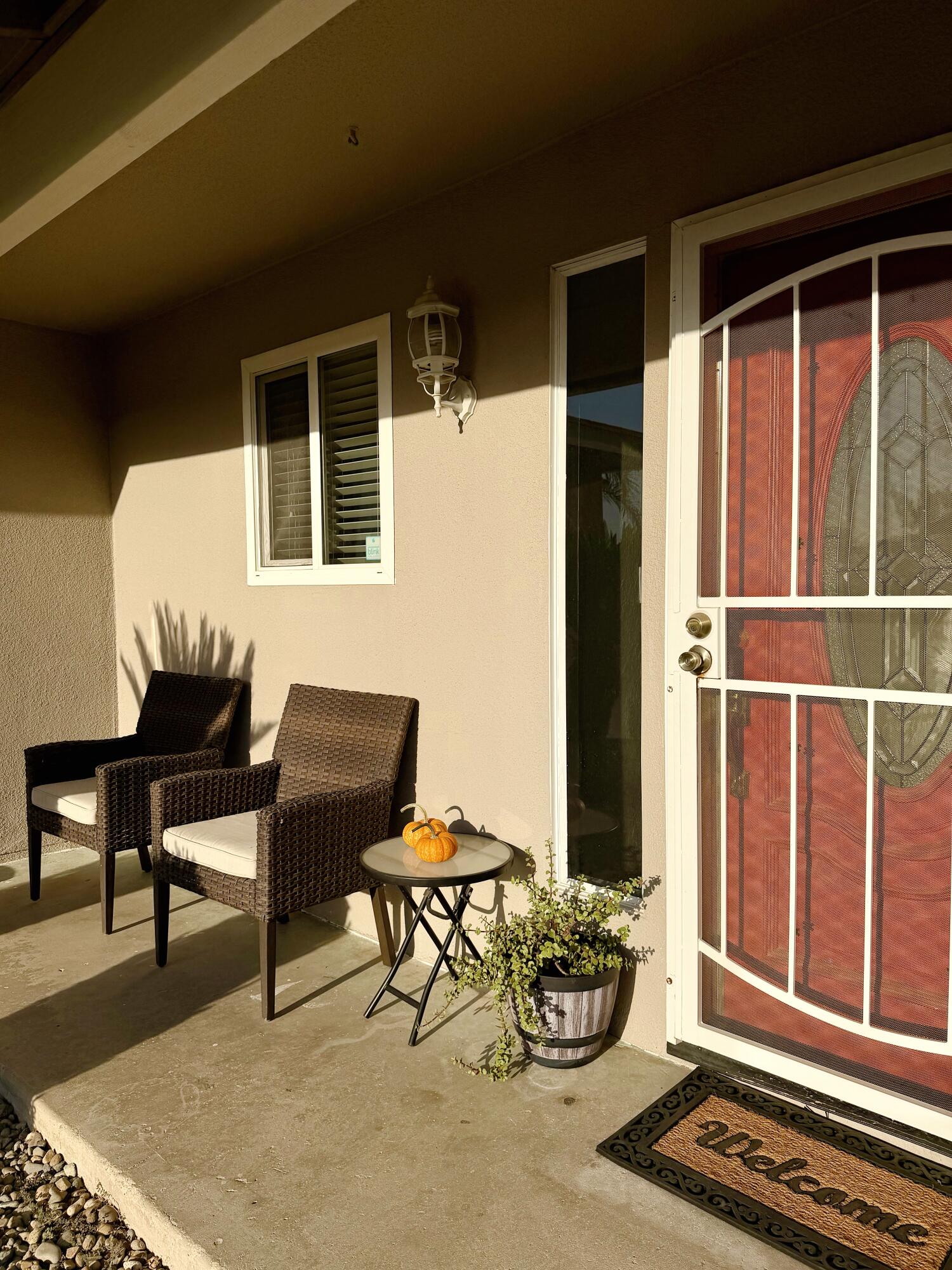 716 S Ametjian St, Tulare, CA 93274