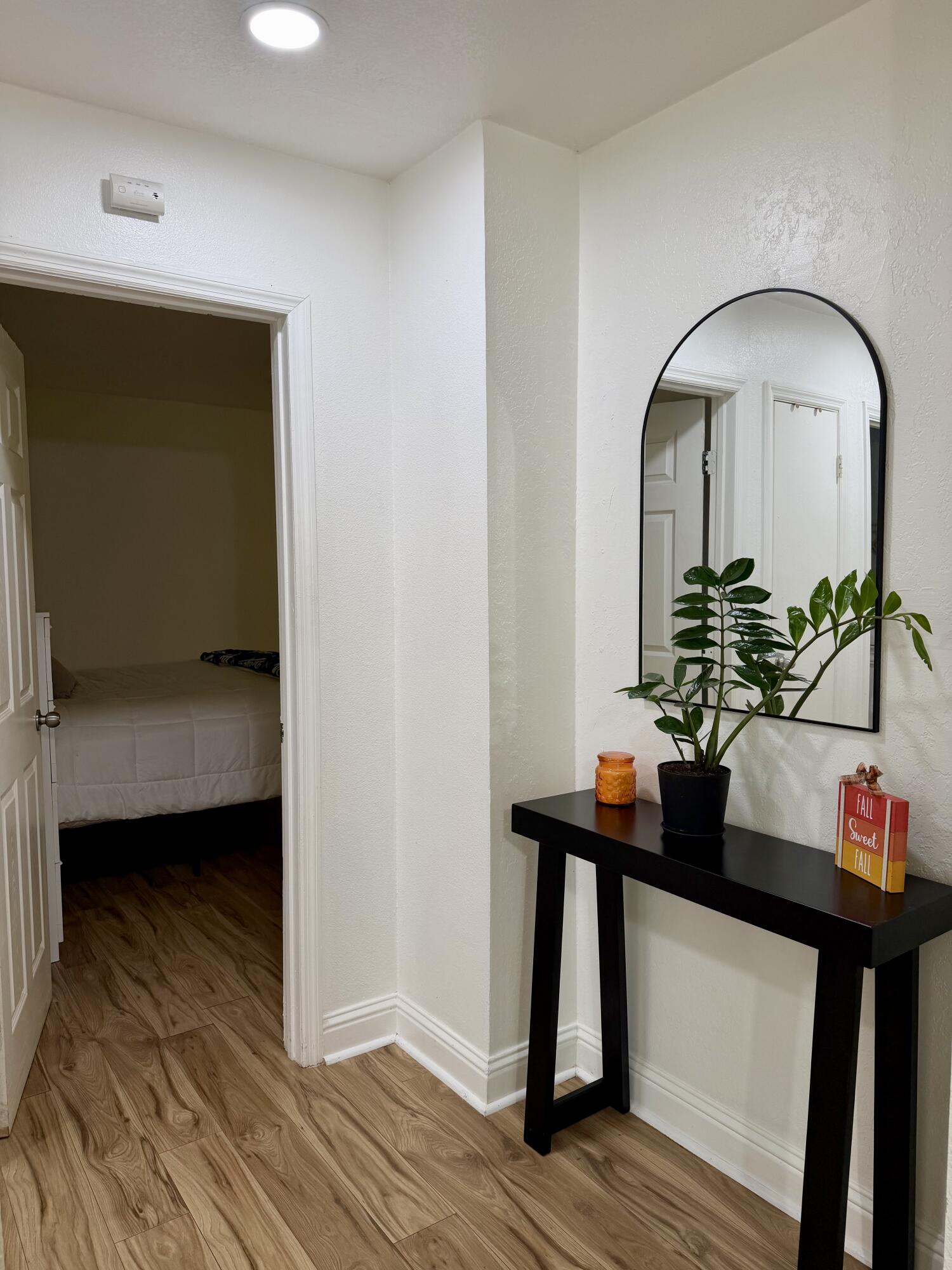 716 S Ametjian St, Tulare, CA 93274