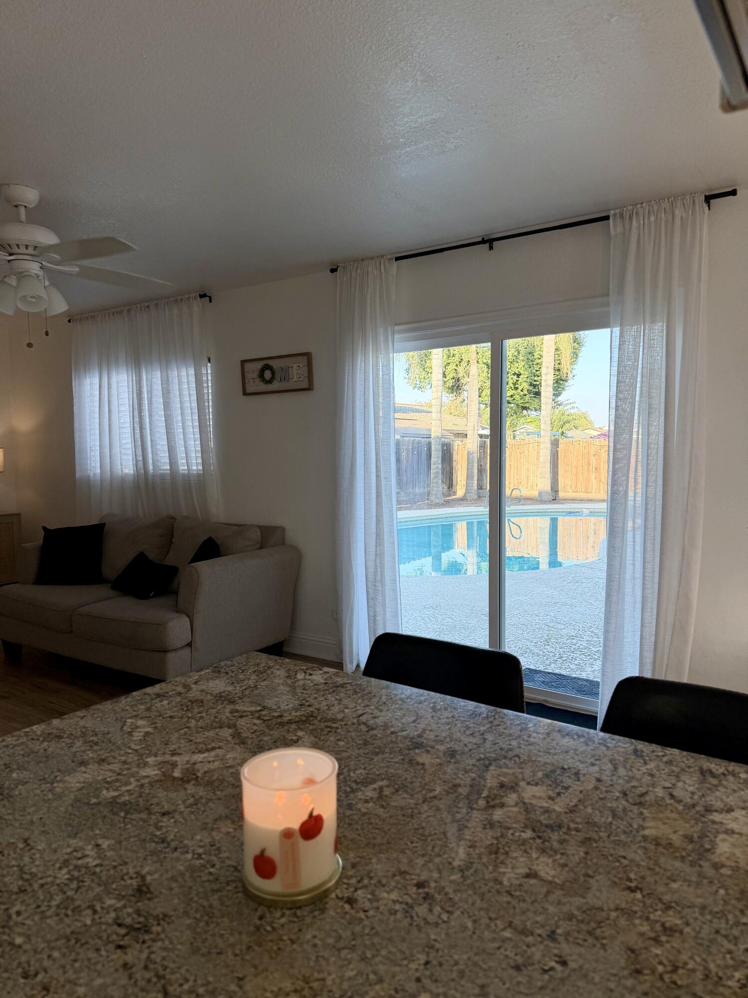 716 S Ametjian St, Tulare, CA 93274