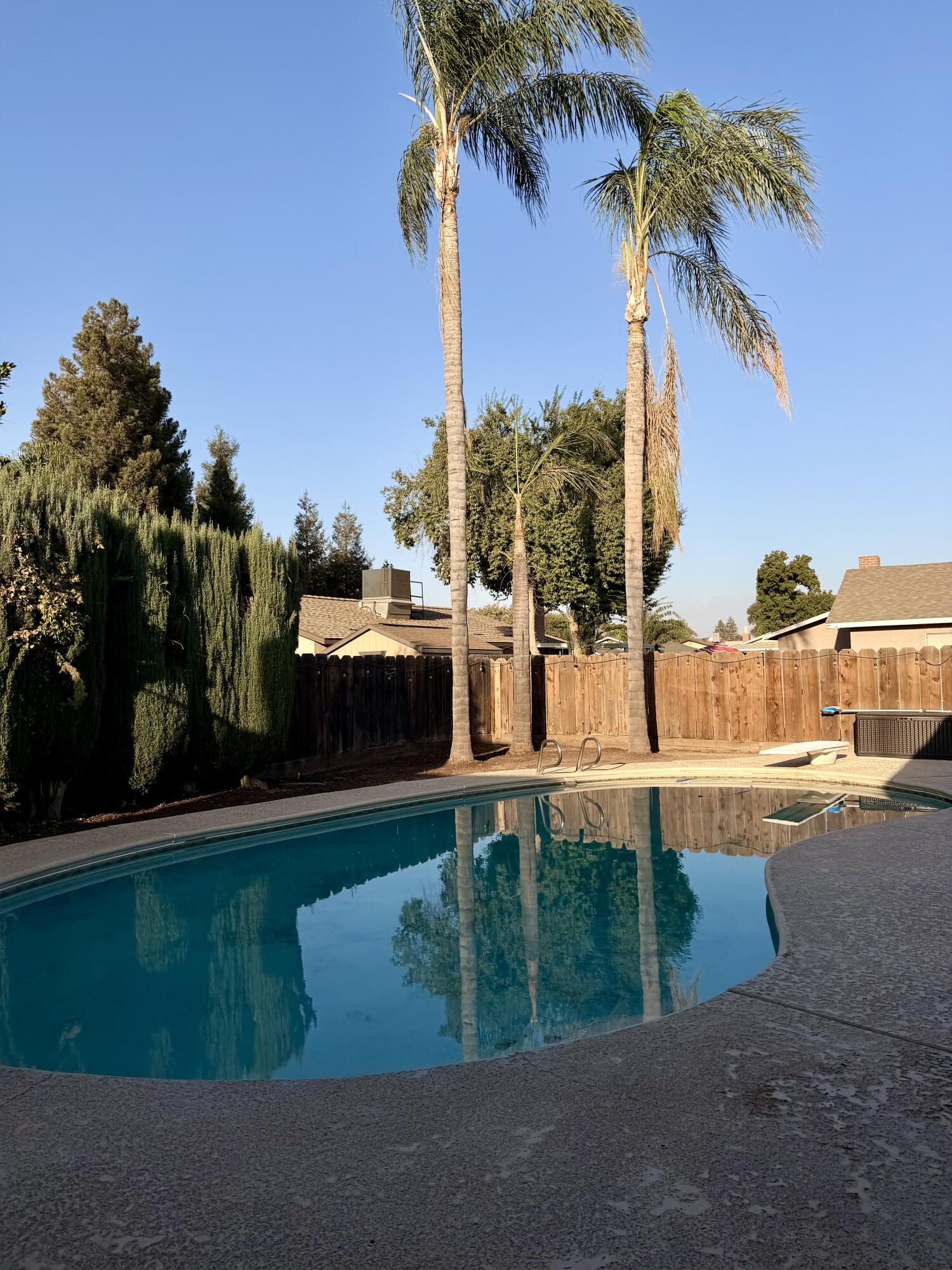 716 S Ametjian St, Tulare, CA 93274