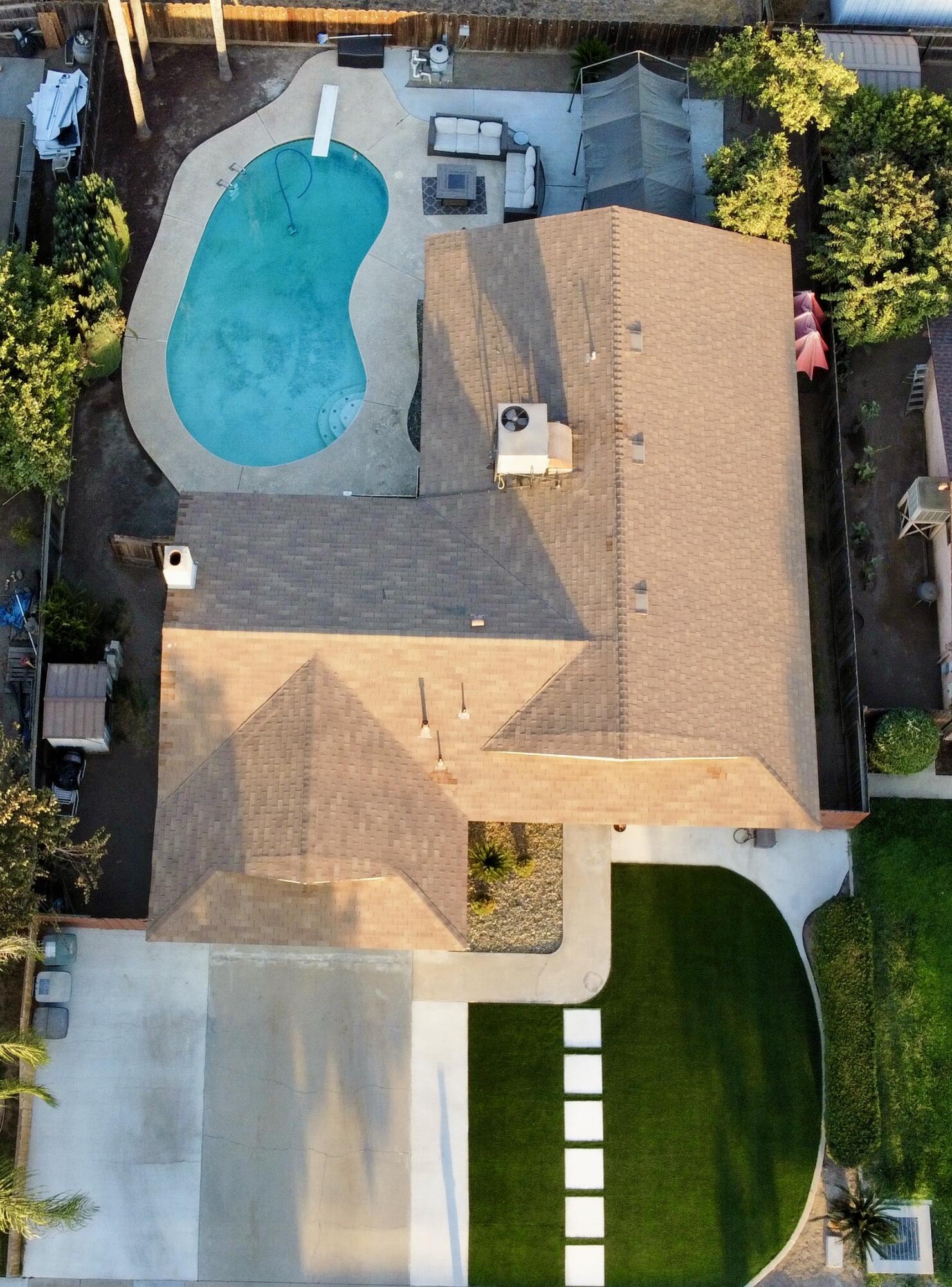 716 S Ametjian St, Tulare, CA 93274