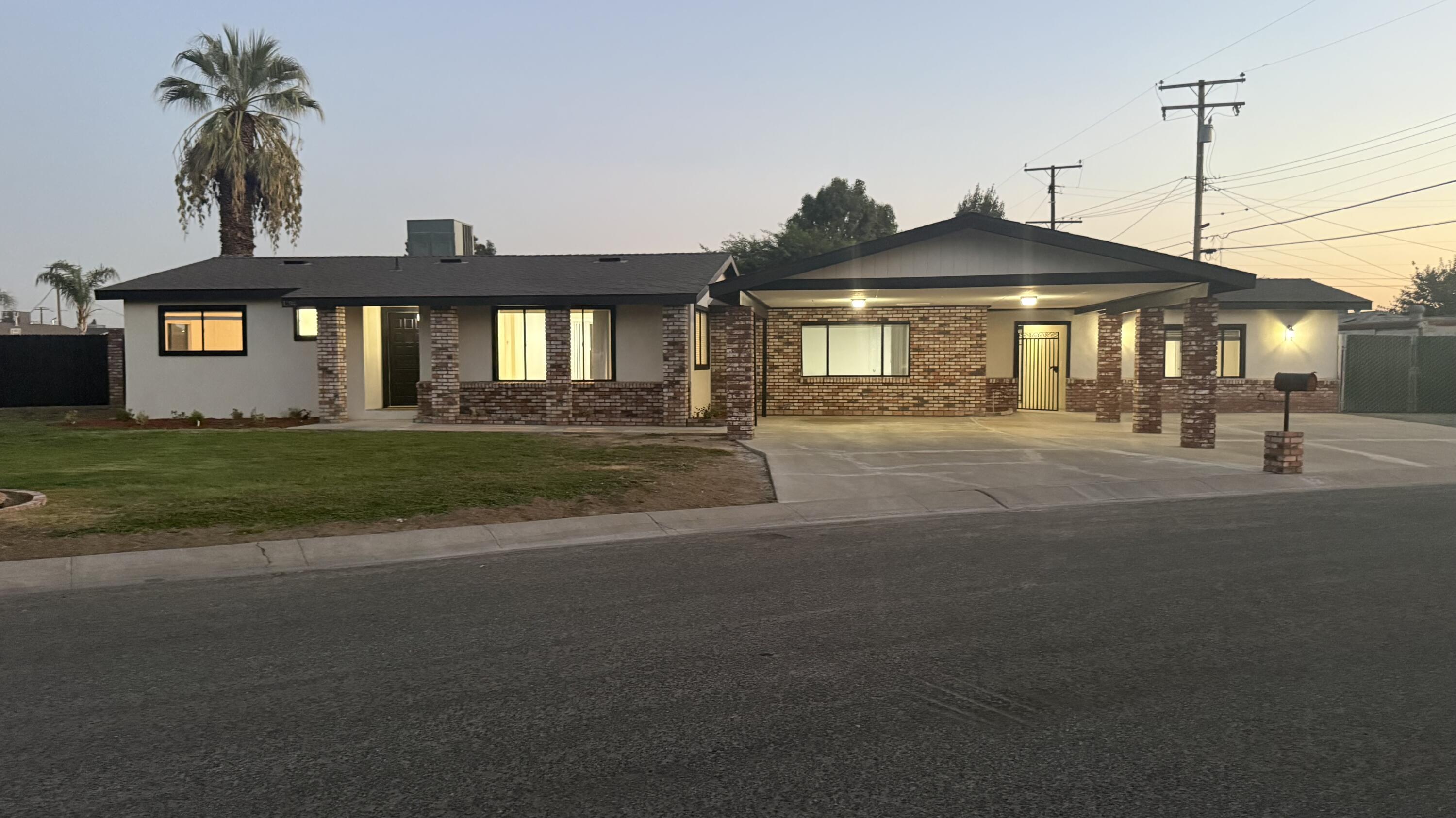 1294 Atkins Way, Porterville, CA 93257