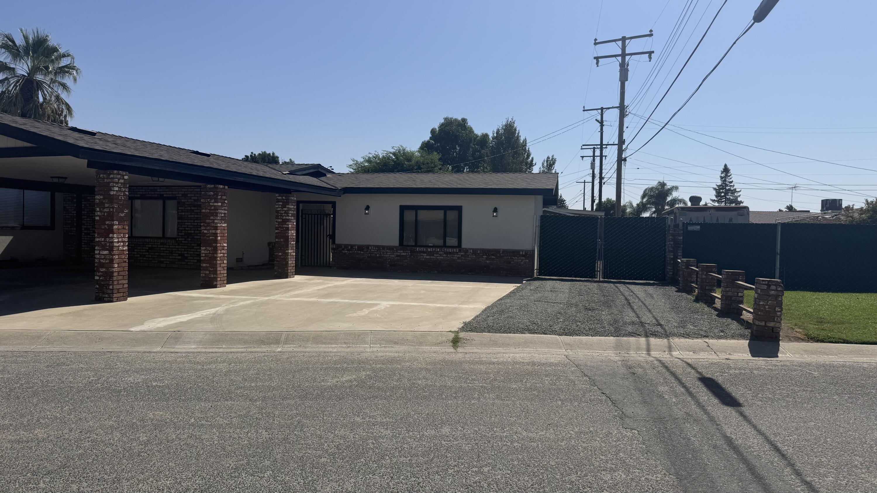 1294 Atkins Way, Porterville, CA 93257