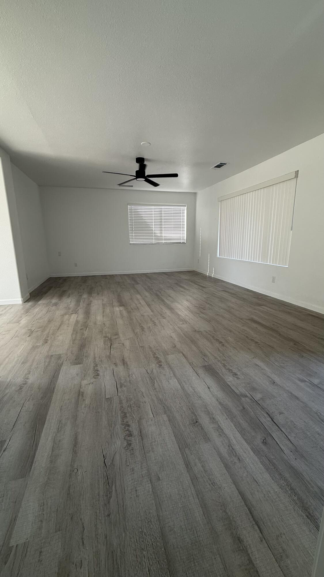 1294 Atkins Way, Porterville, CA 93257