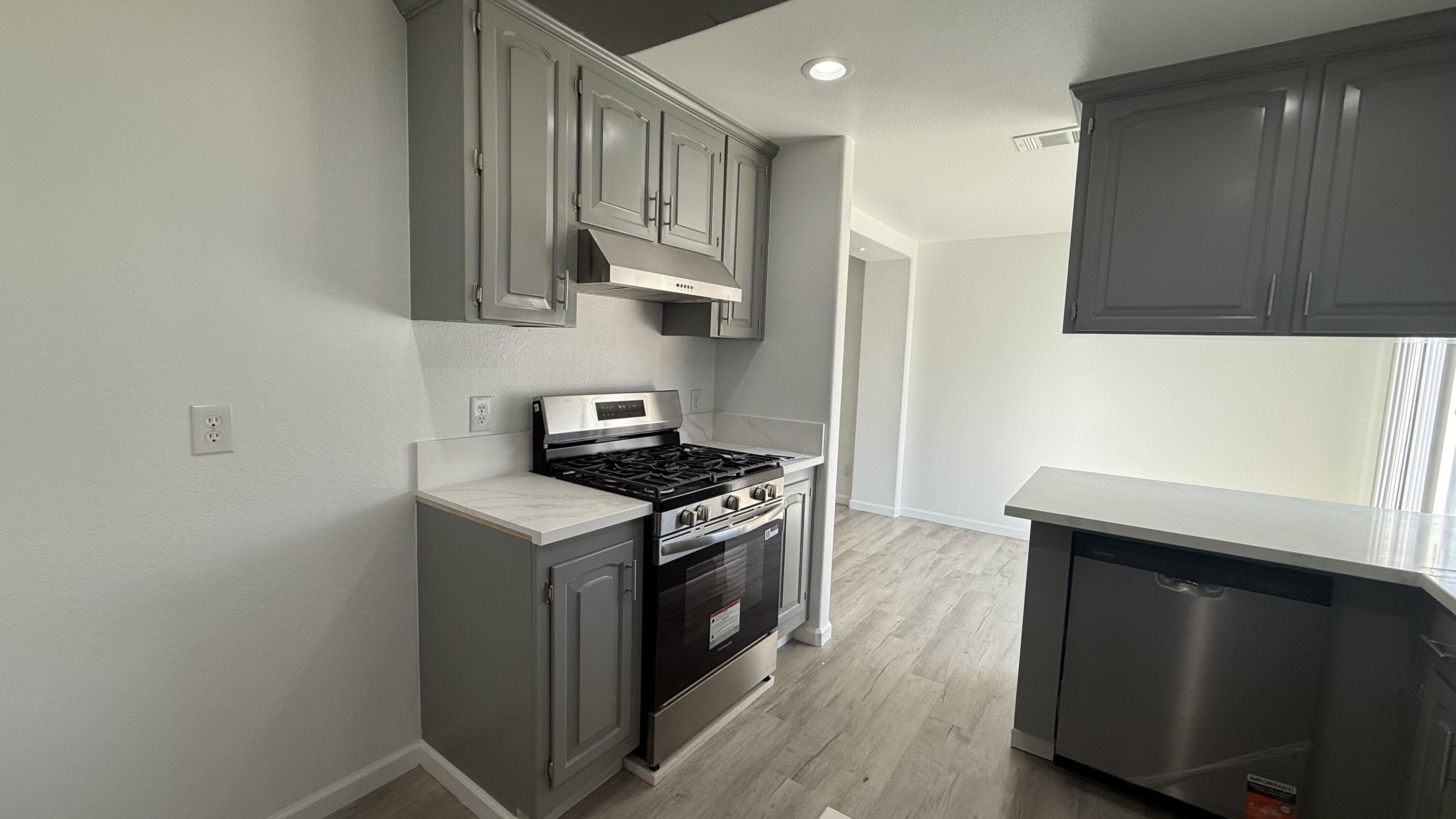 1294 Atkins Way, Porterville, CA 93257