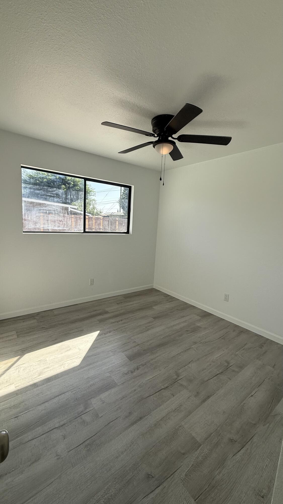 1294 Atkins Way, Porterville, CA 93257