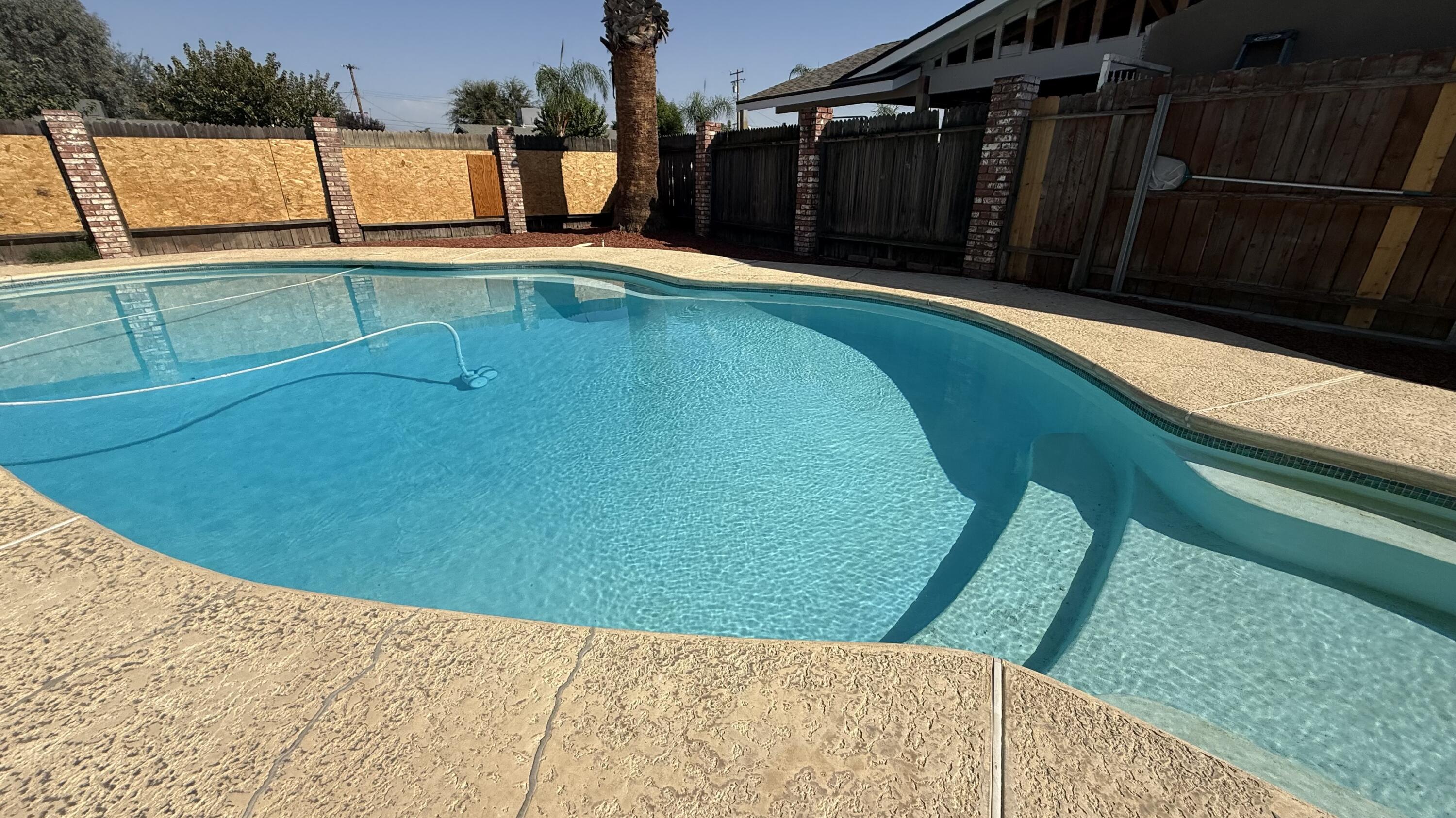 1294 Atkins Way, Porterville, CA 93257