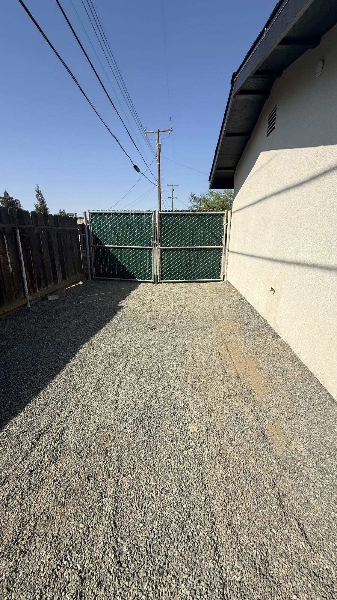 1294 Atkins Way, Porterville, CA 93257