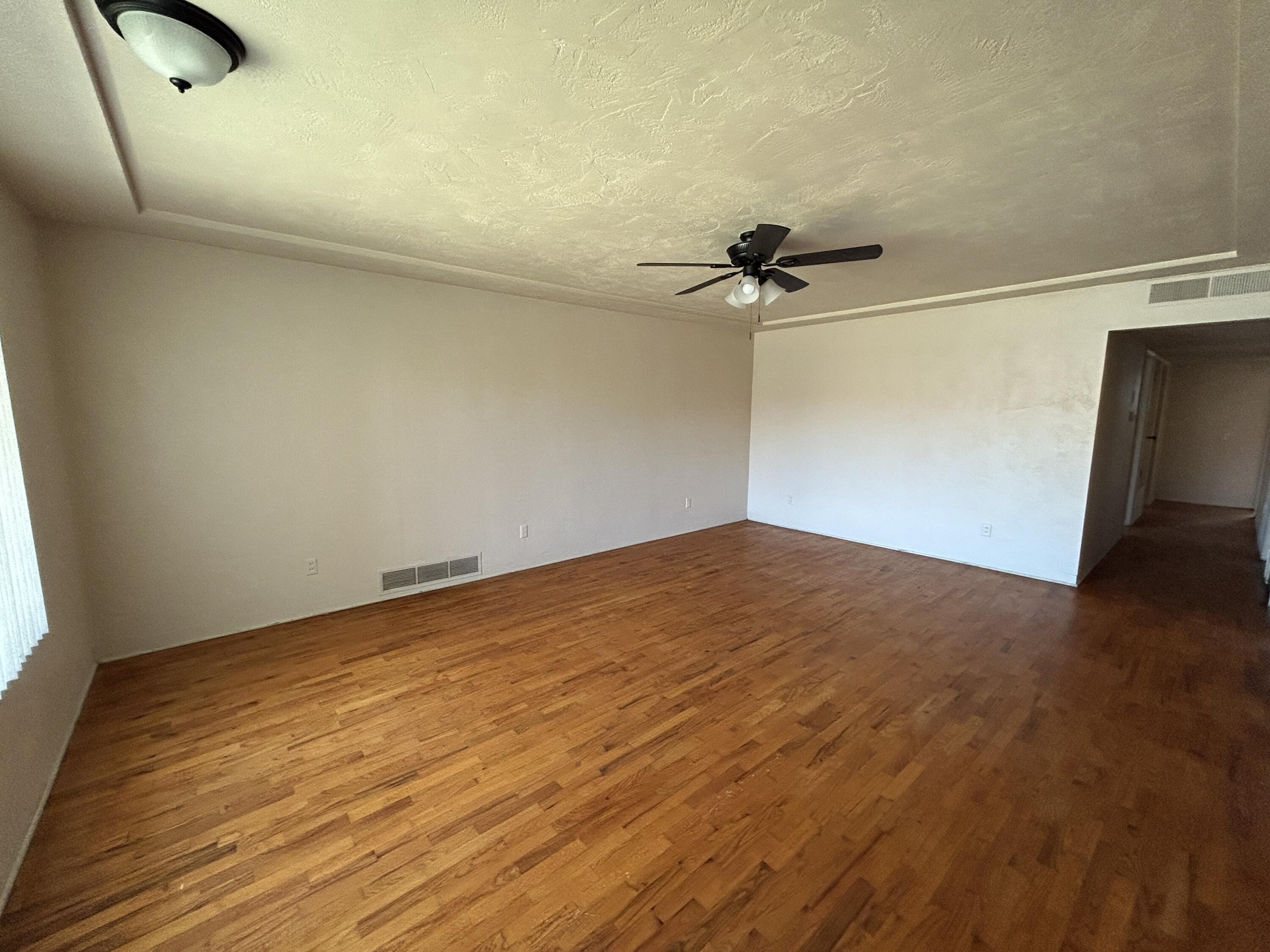 358 N Indiana St, Porterville, CA 93257