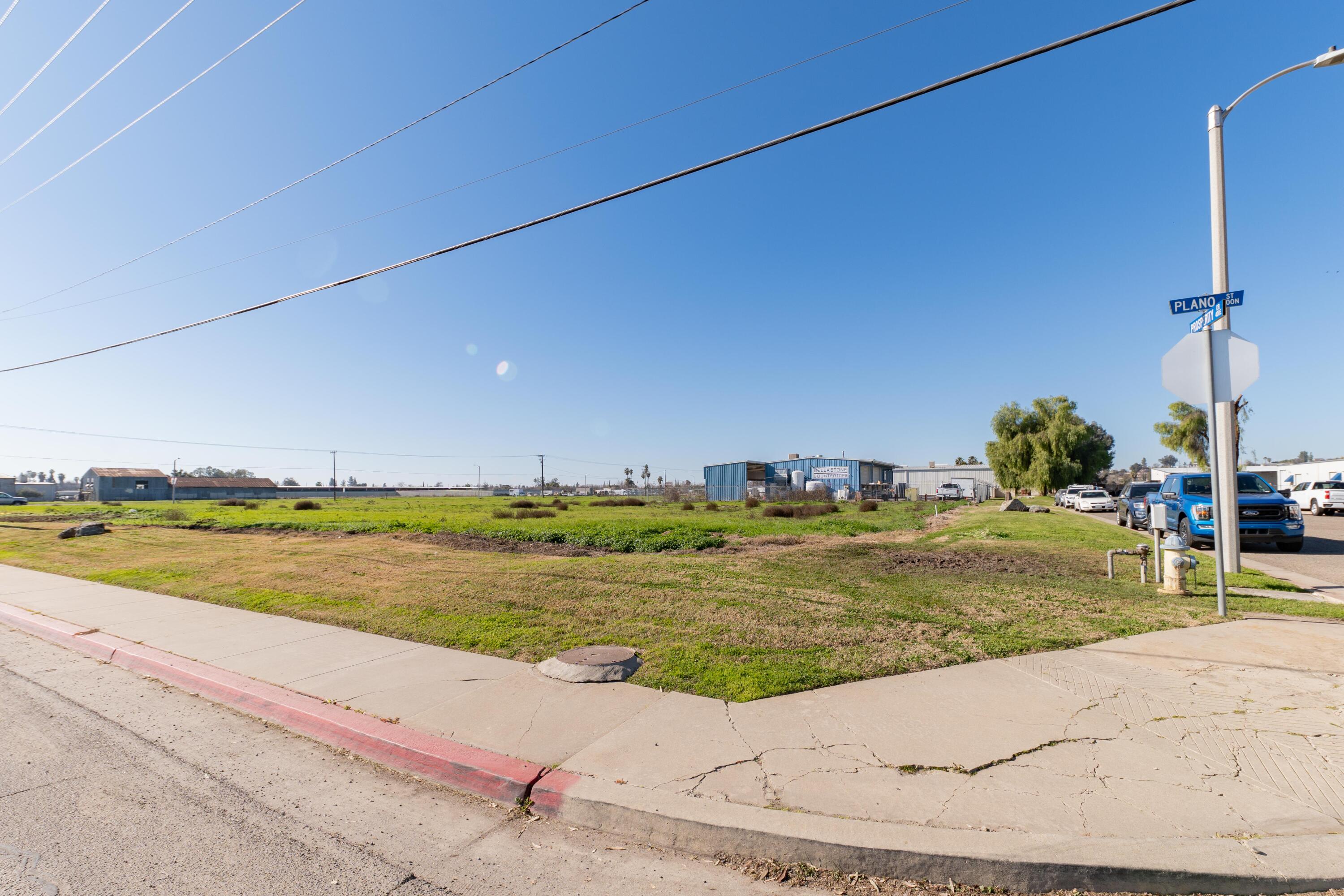 0 Prosperity Cir, Porterville, CA 93257