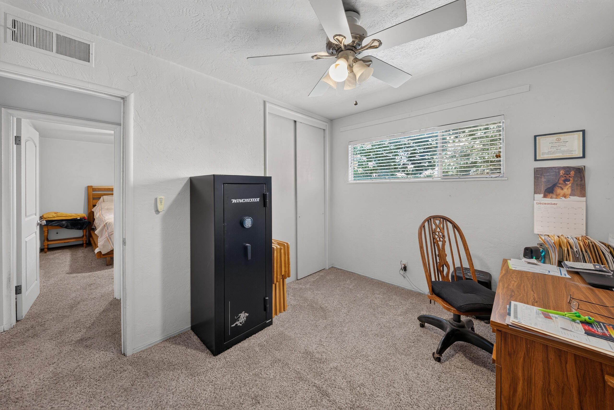 1469 E Sierra Ave, Tulare, CA 93274