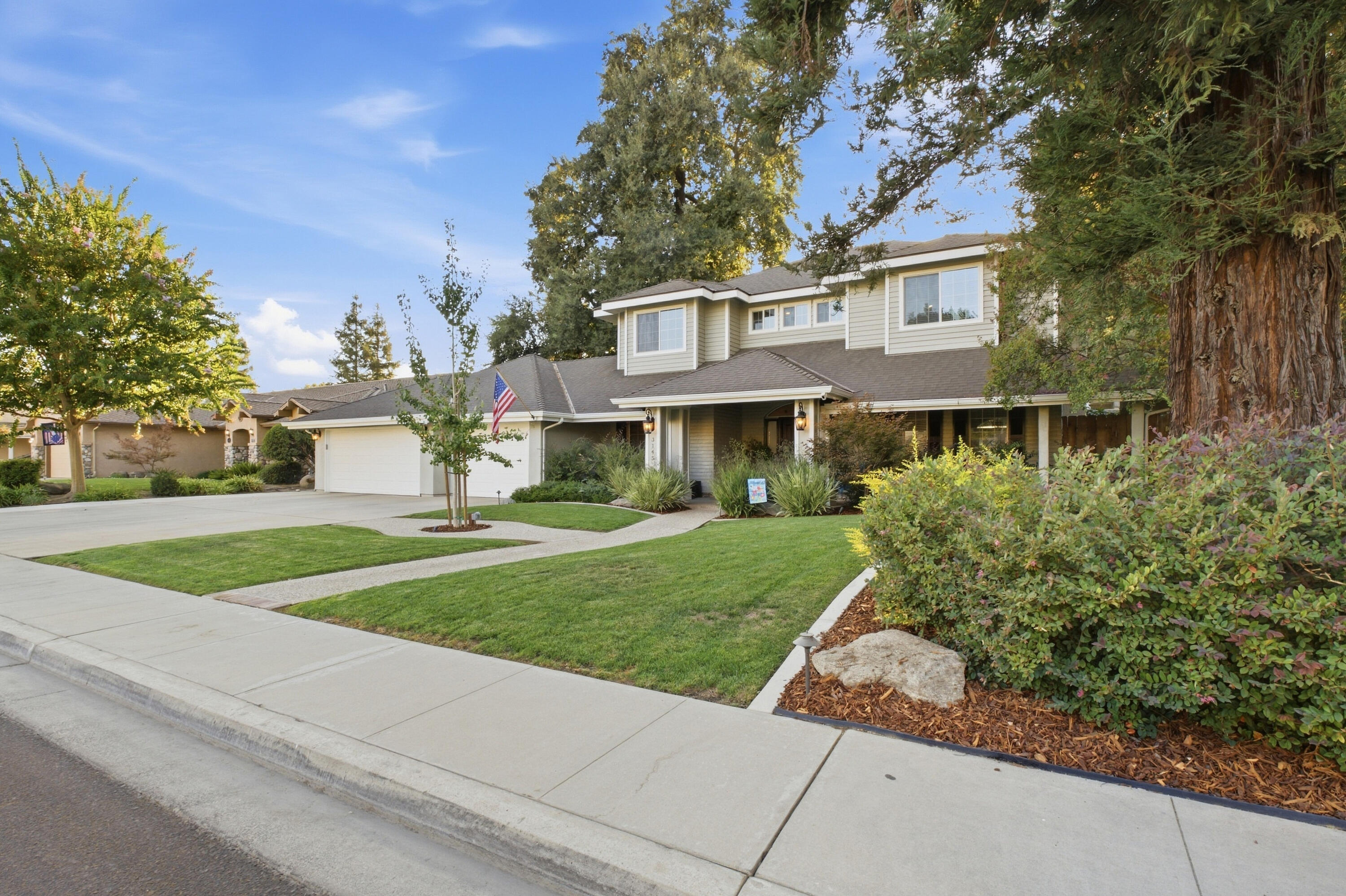 3145 S Bridge St, Visalia, CA 93277