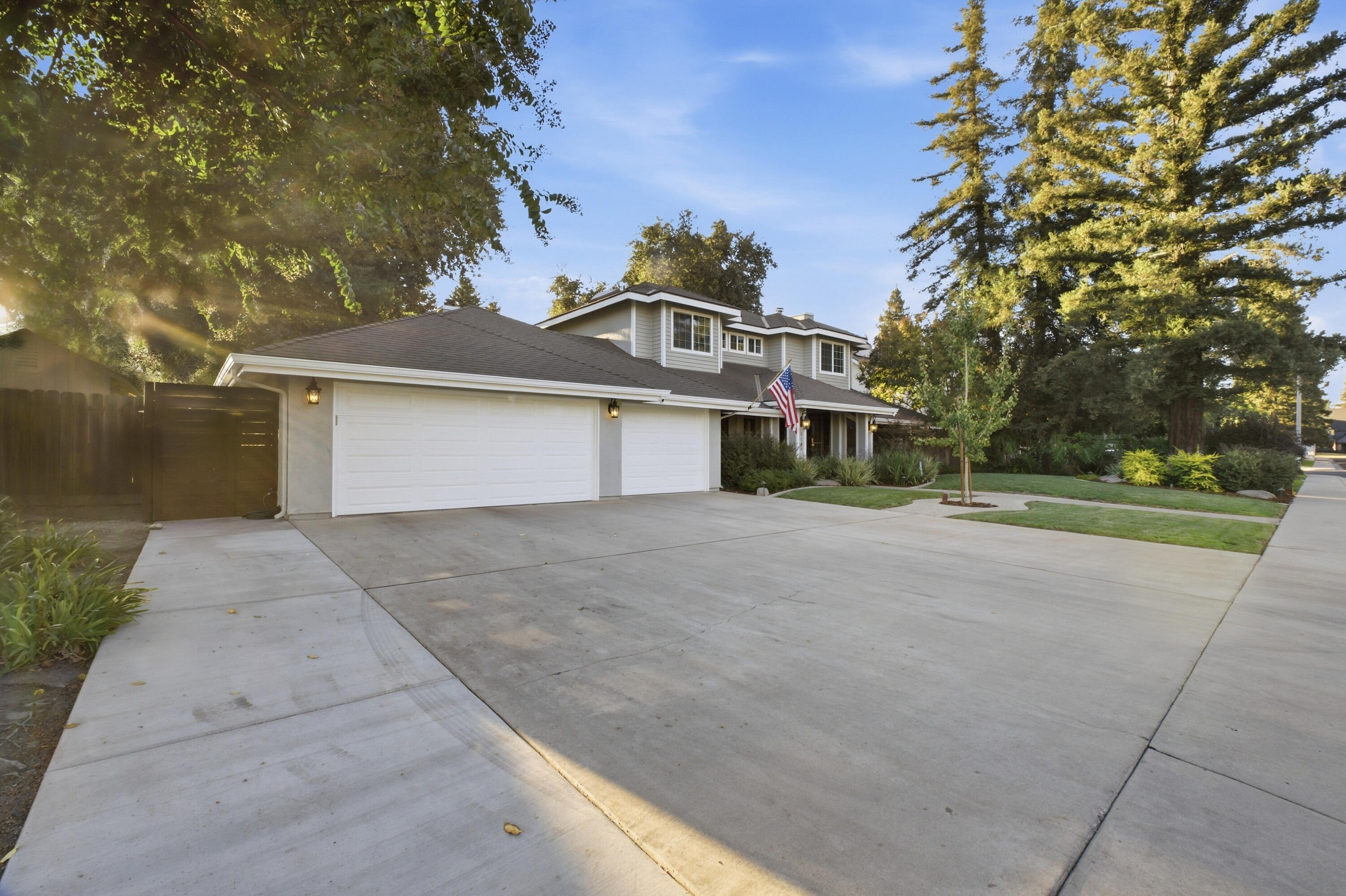 3145 S Bridge St, Visalia, CA 93277