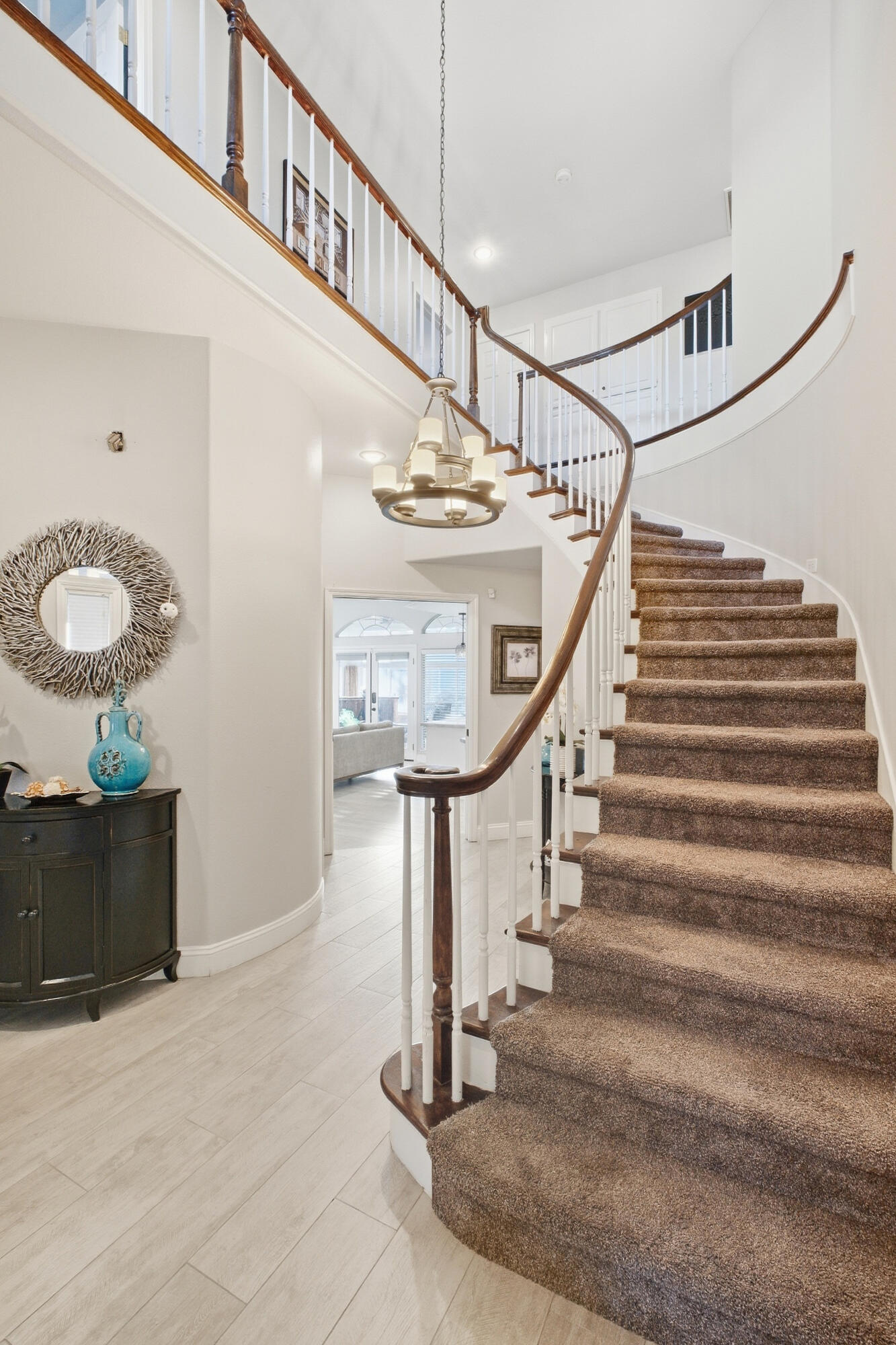3145 S Bridge St, Visalia, CA 93277