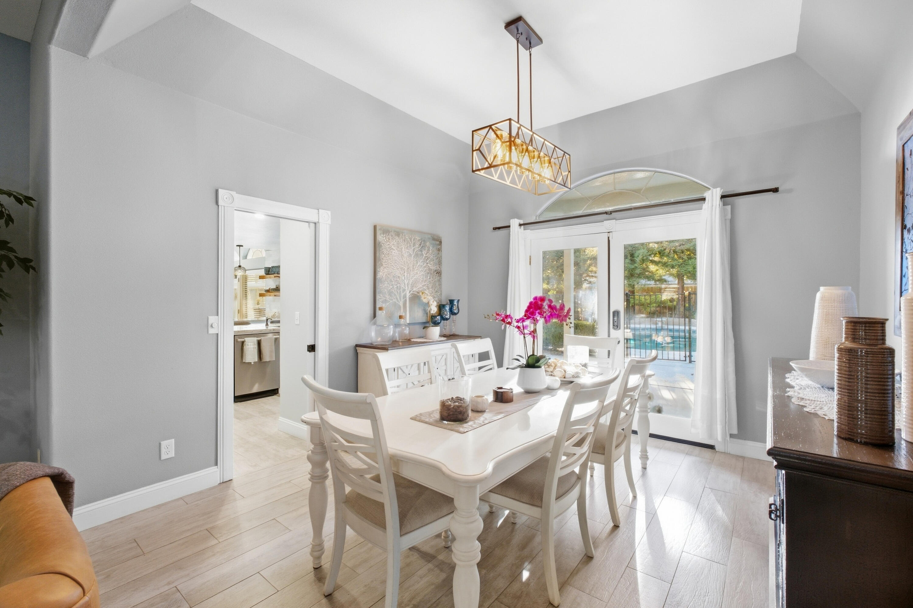 3145 S Bridge St, Visalia, CA 93277