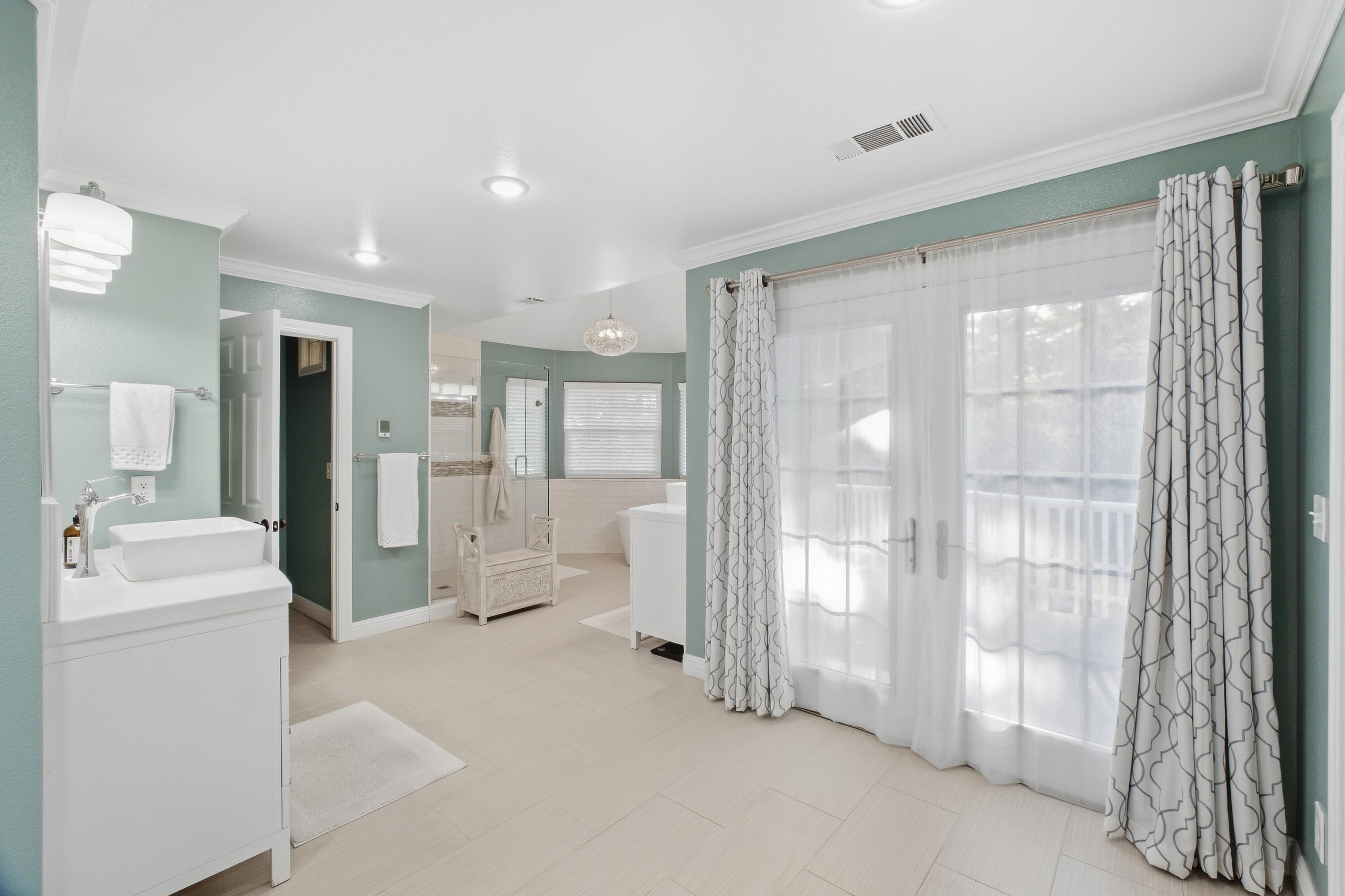 3145 S Bridge St, Visalia, CA 93277
