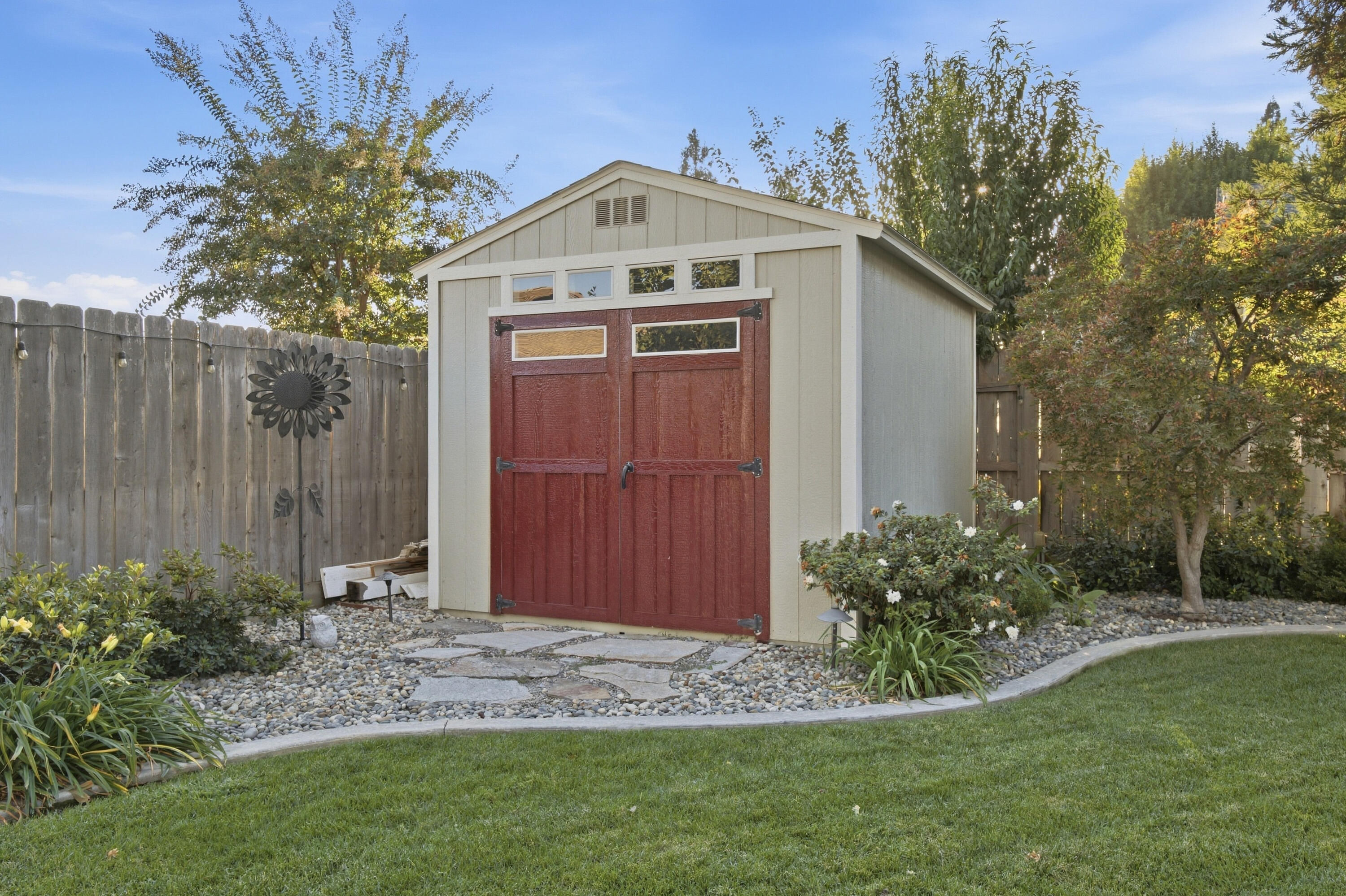 3145 S Bridge St, Visalia, CA 93277