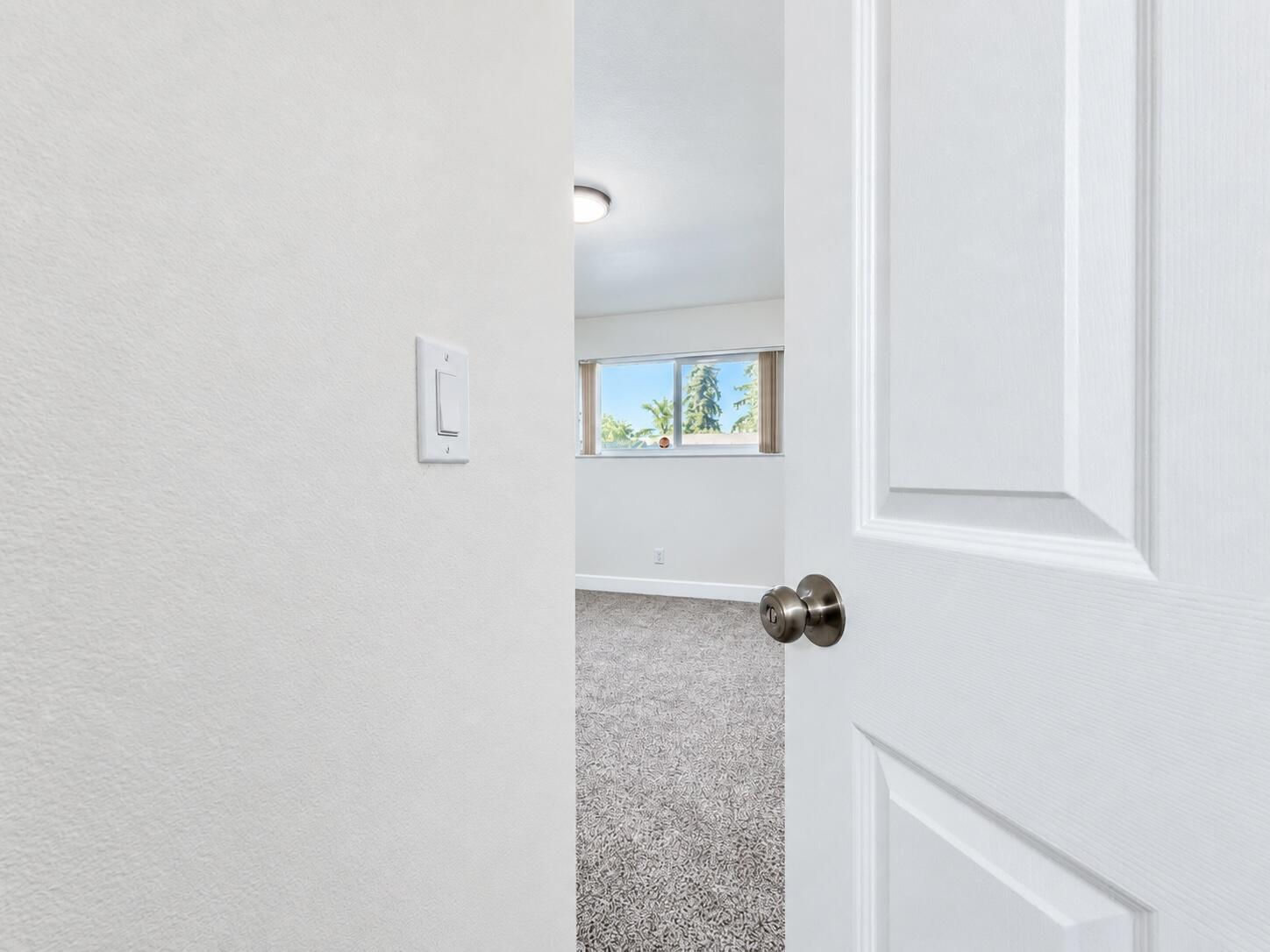 3721 W Country Ave, Visalia, CA 93277