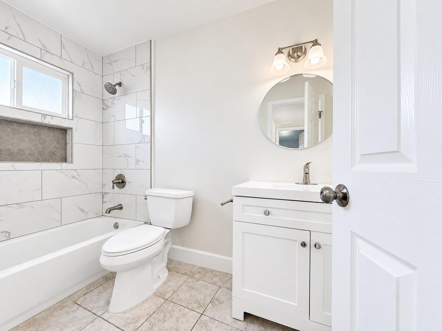 3721 W Country Ave, Visalia, CA 93277