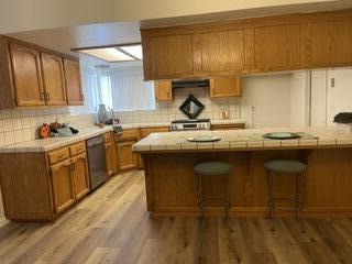 2839 W Hemlock Ct, Visalia, CA 93277