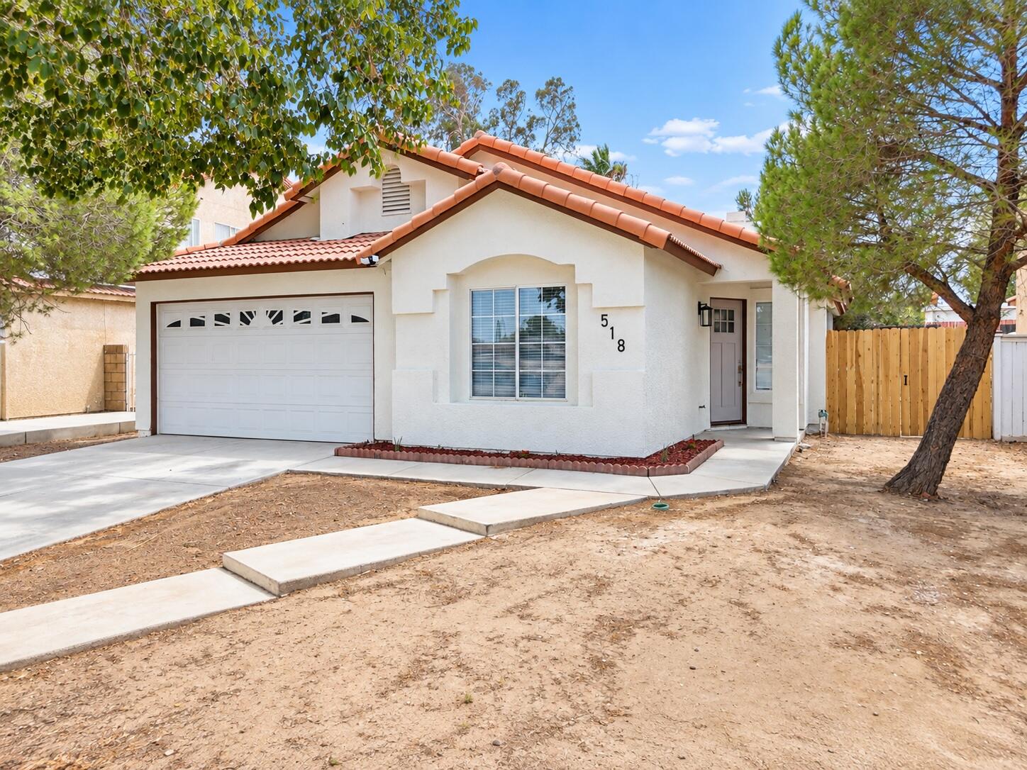 518 E Avenue J 11, Lancaster, CA 93535