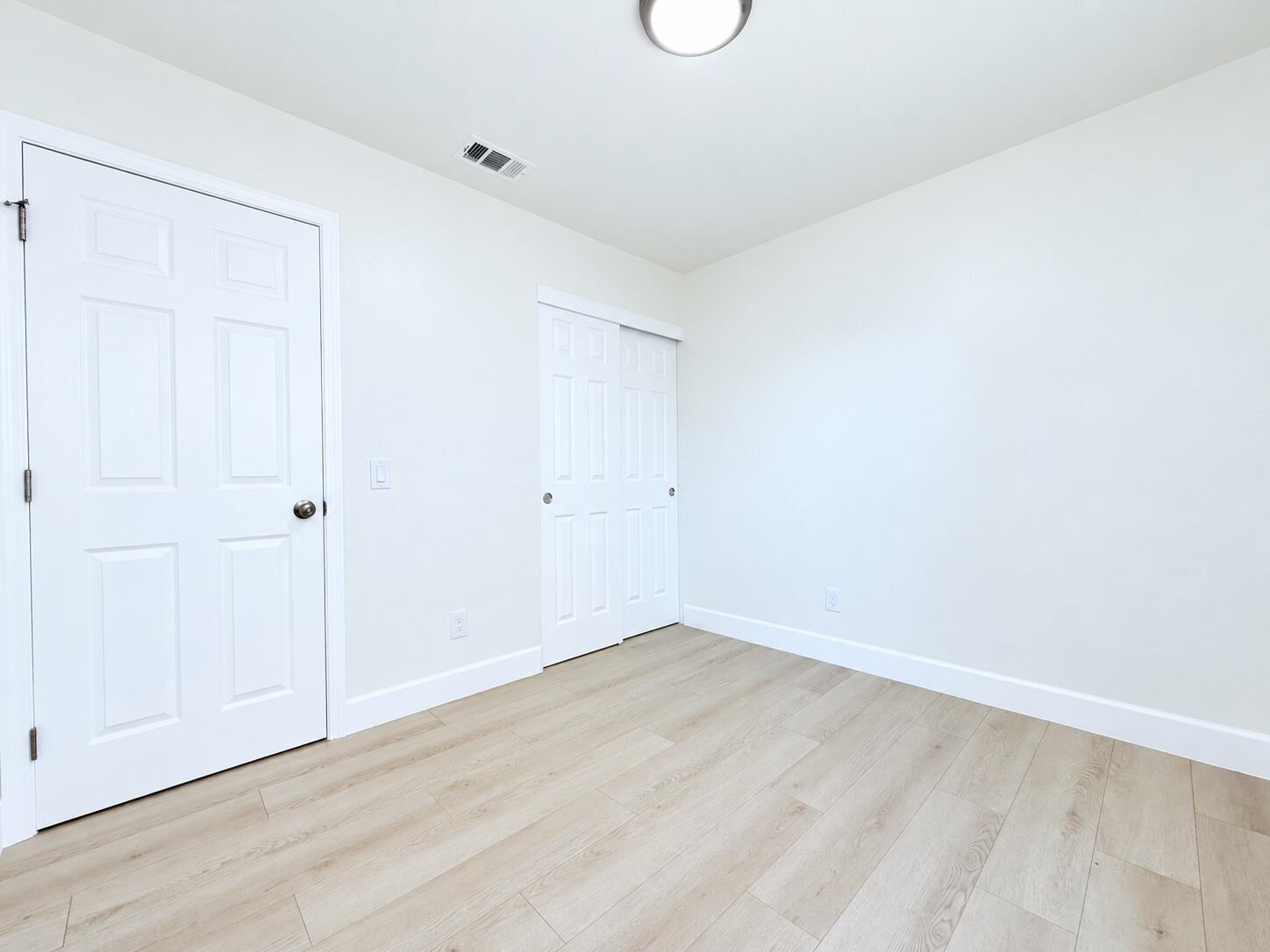 518 E Avenue J 11, Lancaster, CA 93535