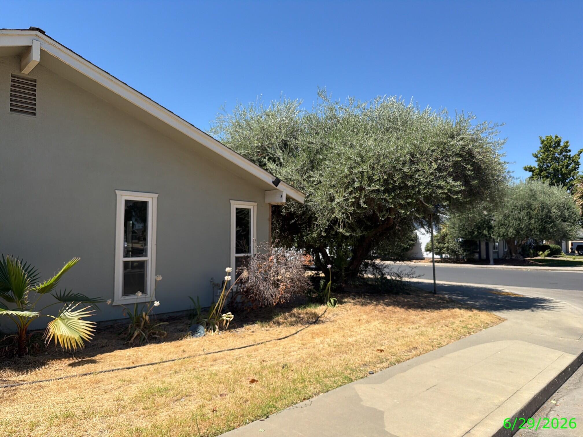 1192 Ashland Dr, Lemoore, CA 93245