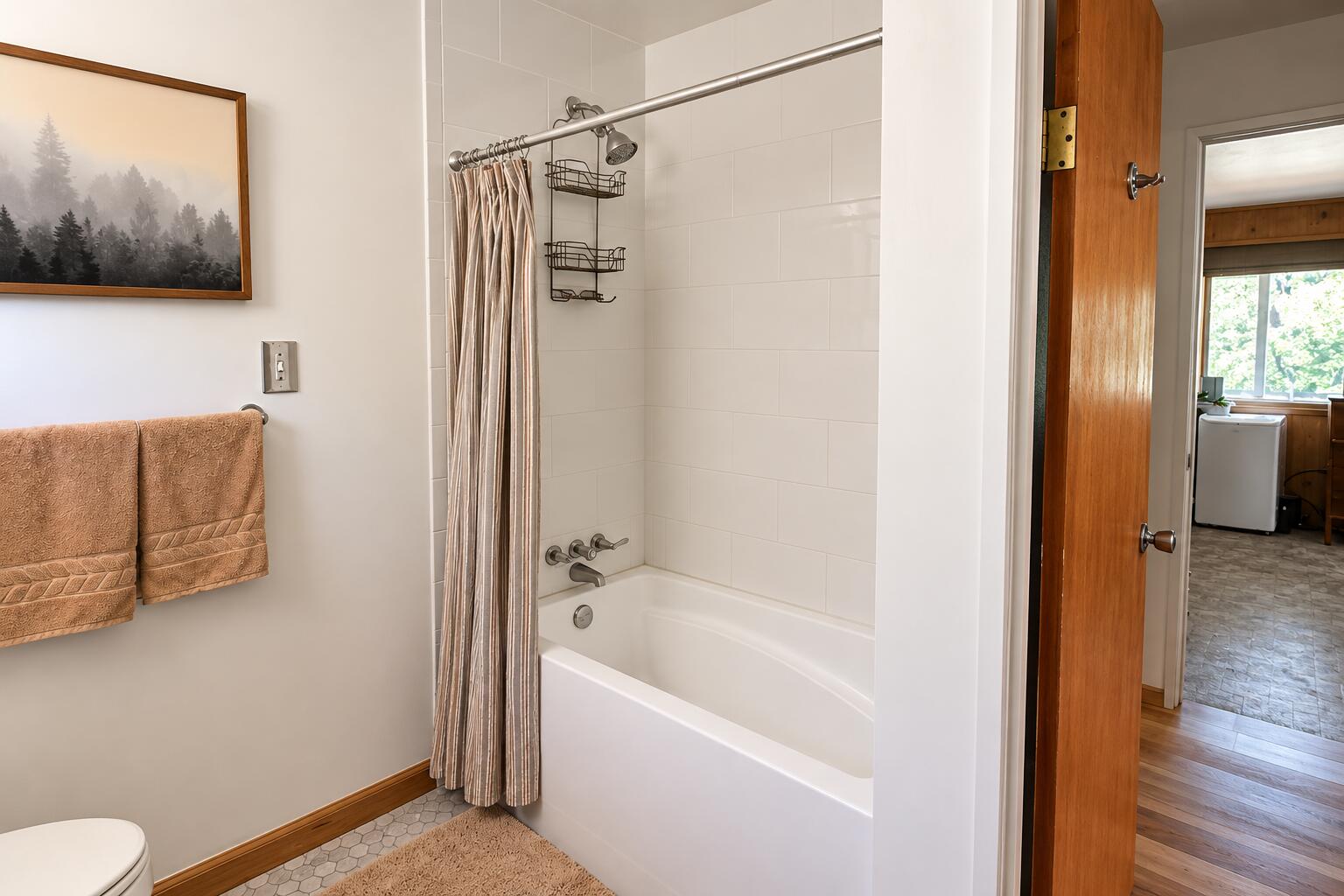 427 Sutherland Dr, Springville, CA 93265