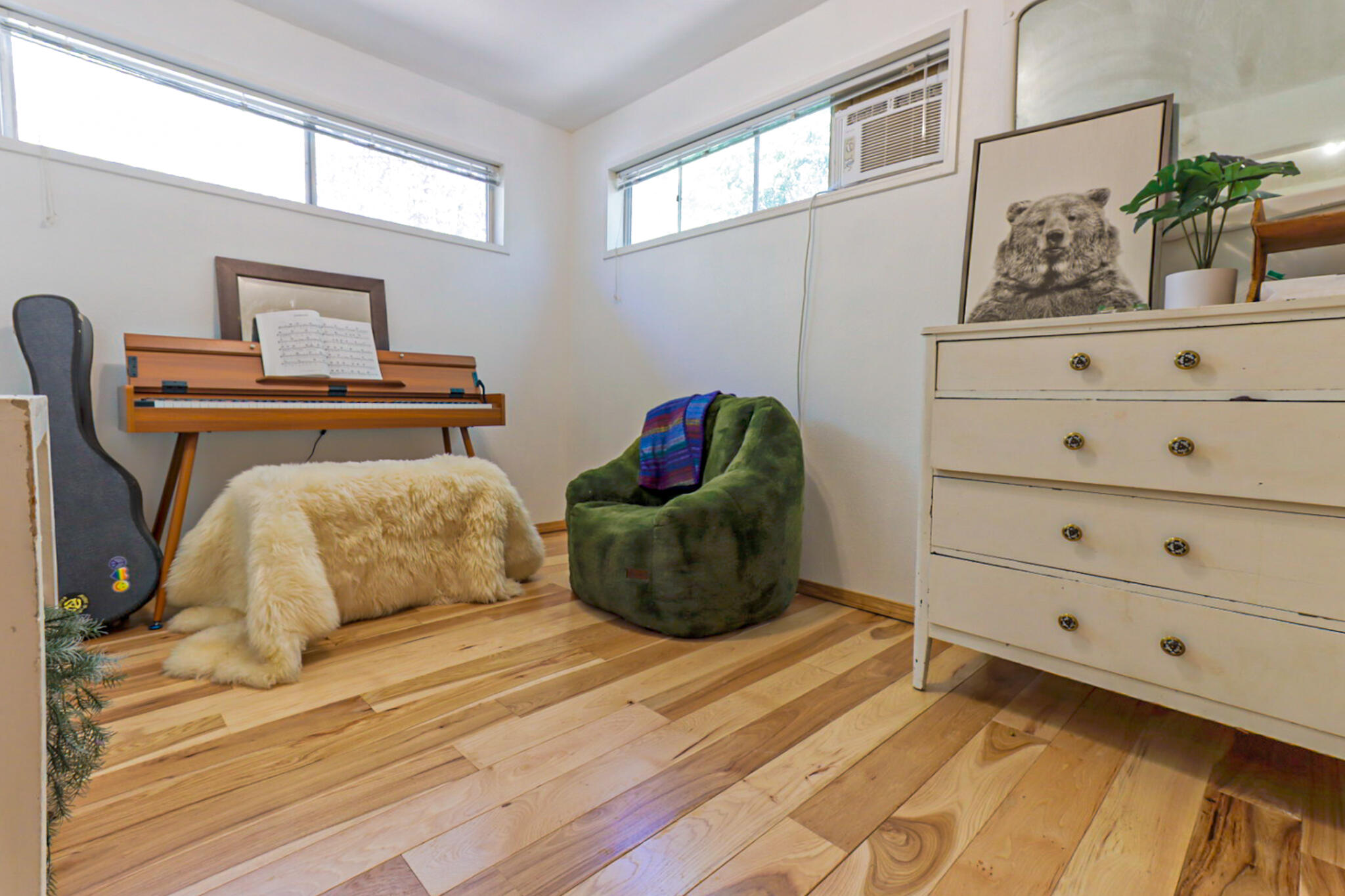 427 Sutherland Dr, Springville, CA 93265