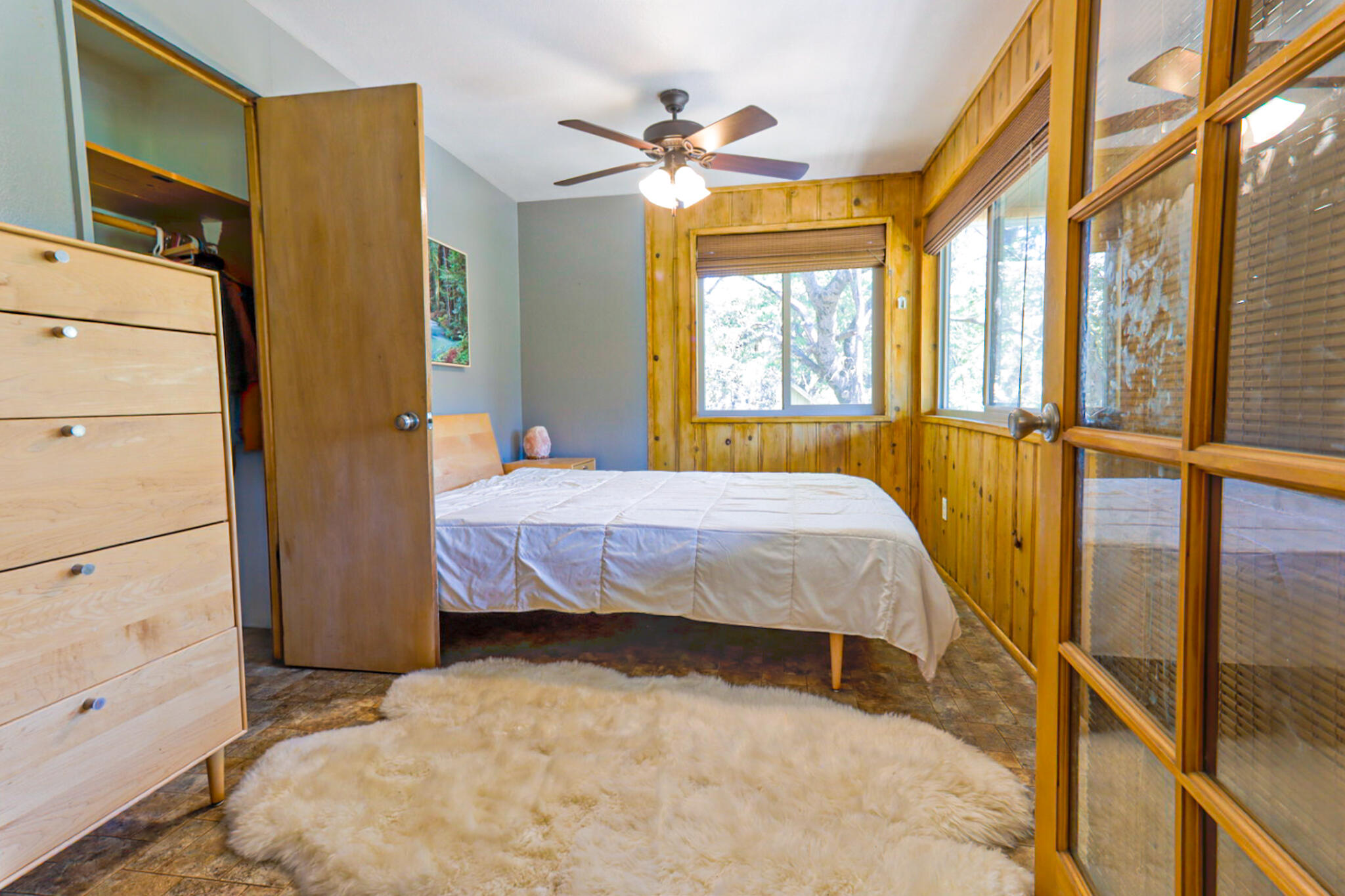 427 Sutherland Dr, Springville, CA 93265