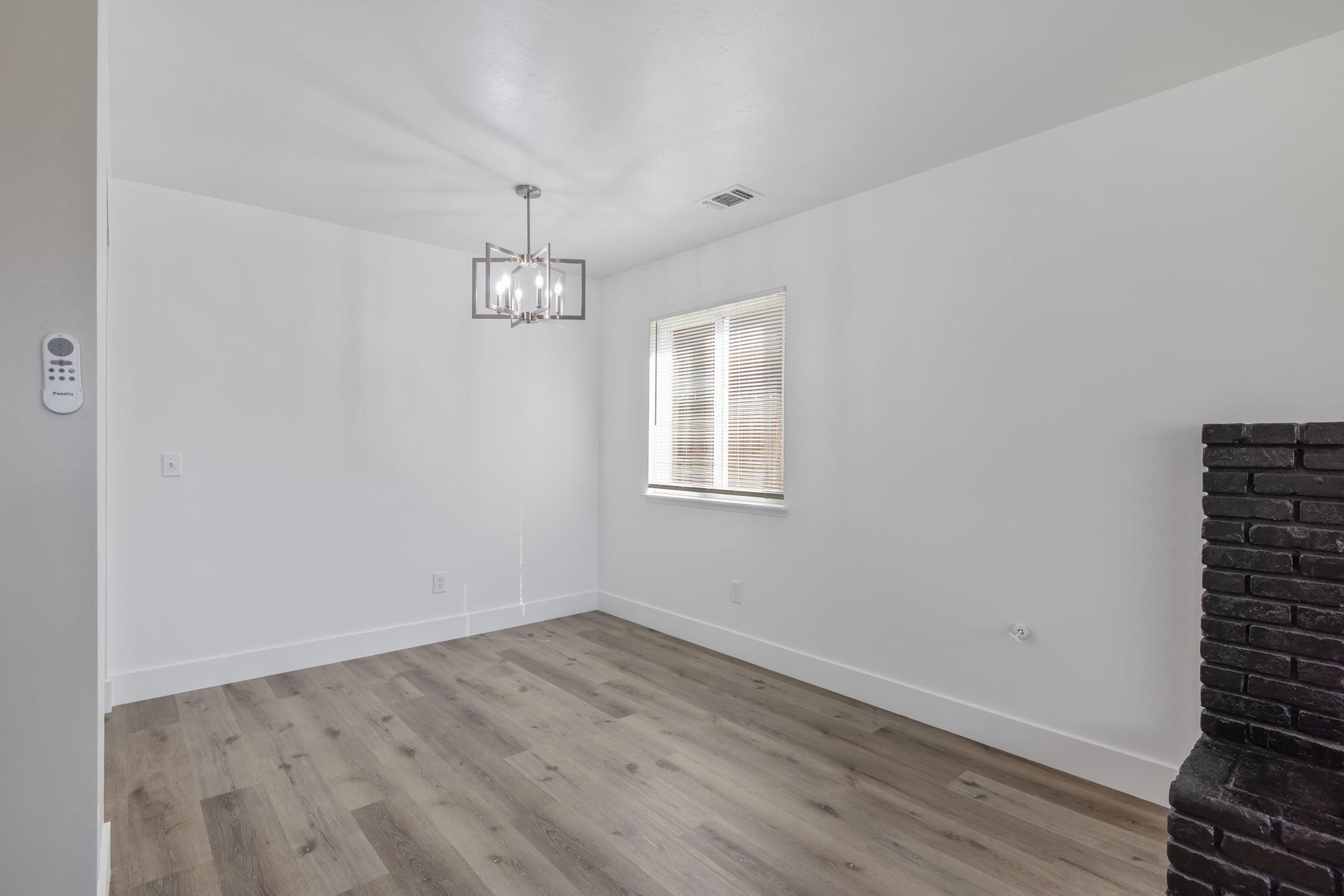 874 Linda Lee Cir, Lemoore, CA 93245